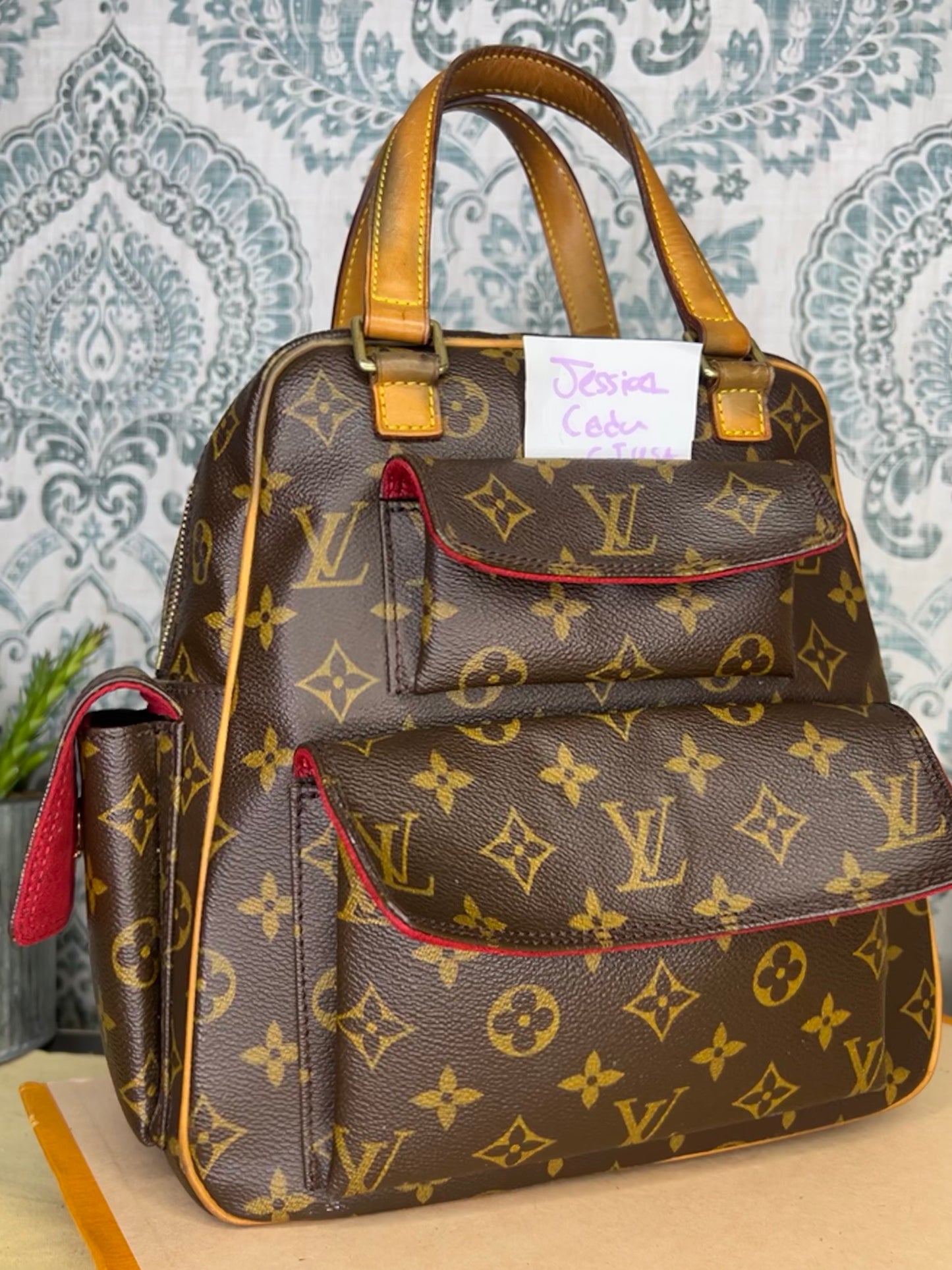 Louis Vuitton Excentri Cite Handbag