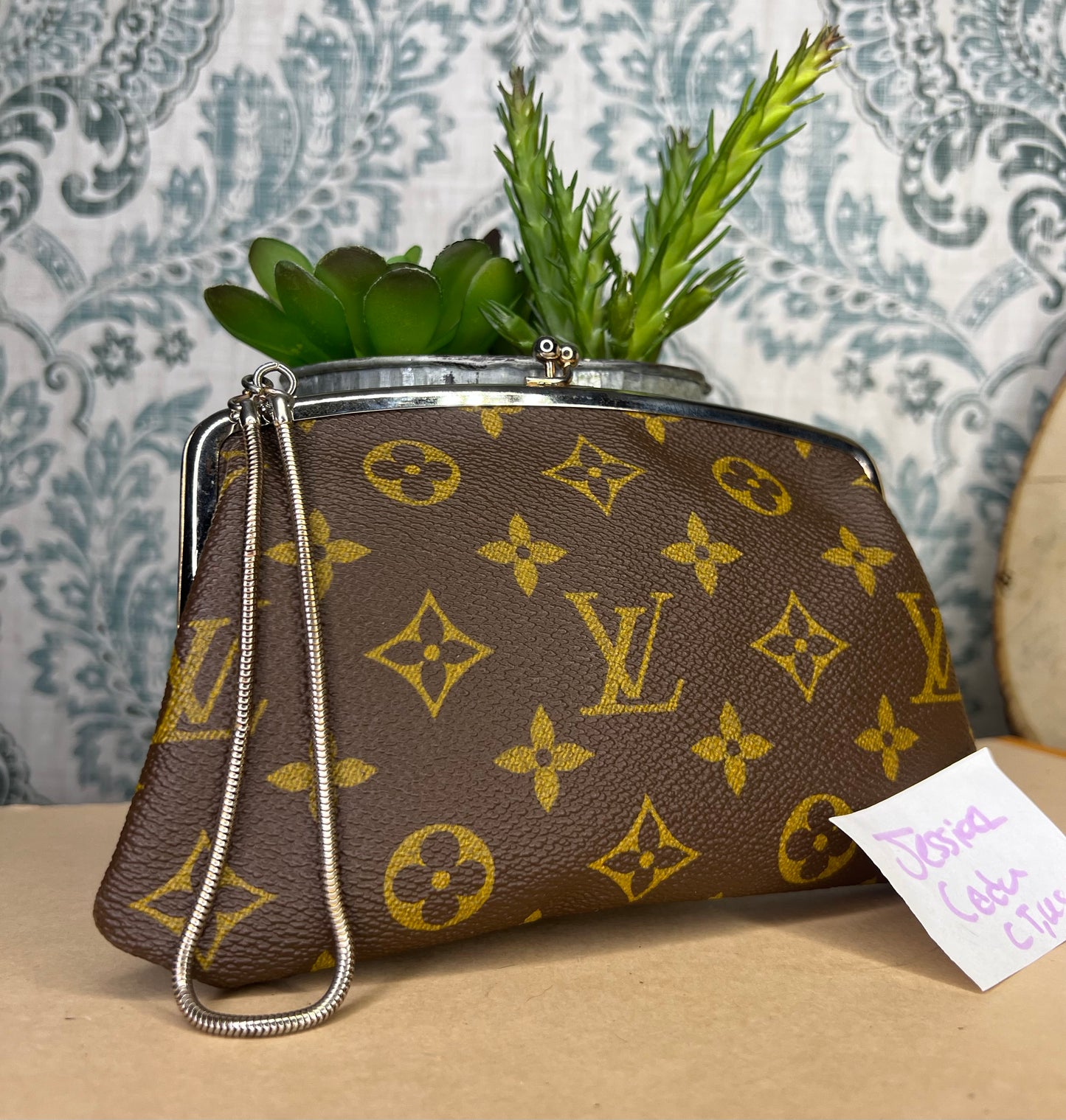 Louis Vuitton French Company Kisslock Pouch