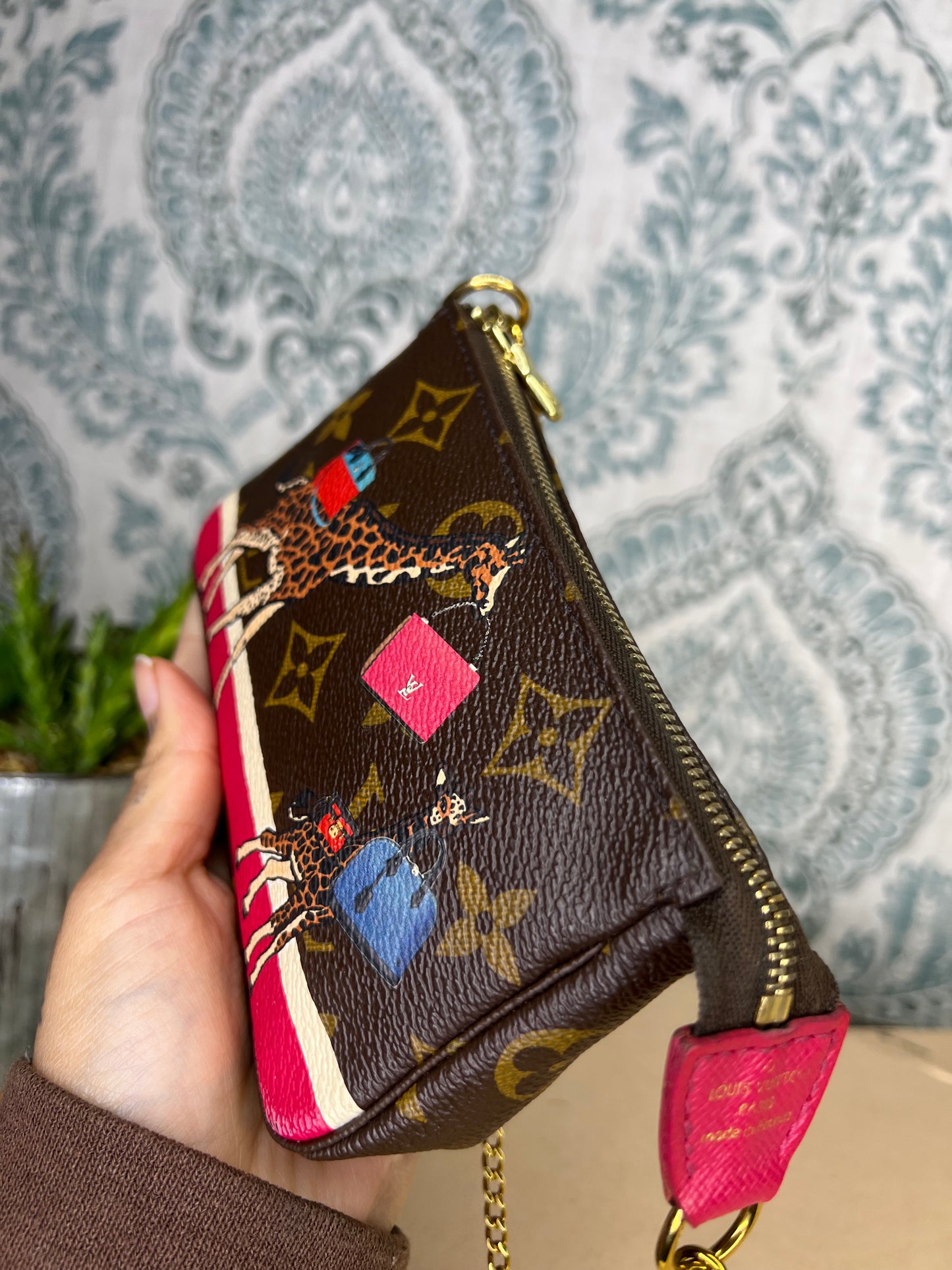 Louis Vuitton Holiday Limited Edition Mini Pochette