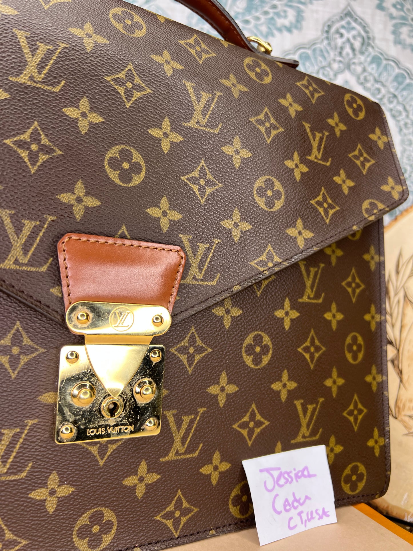 Louis Vuitton Porte Documents Bandouliere