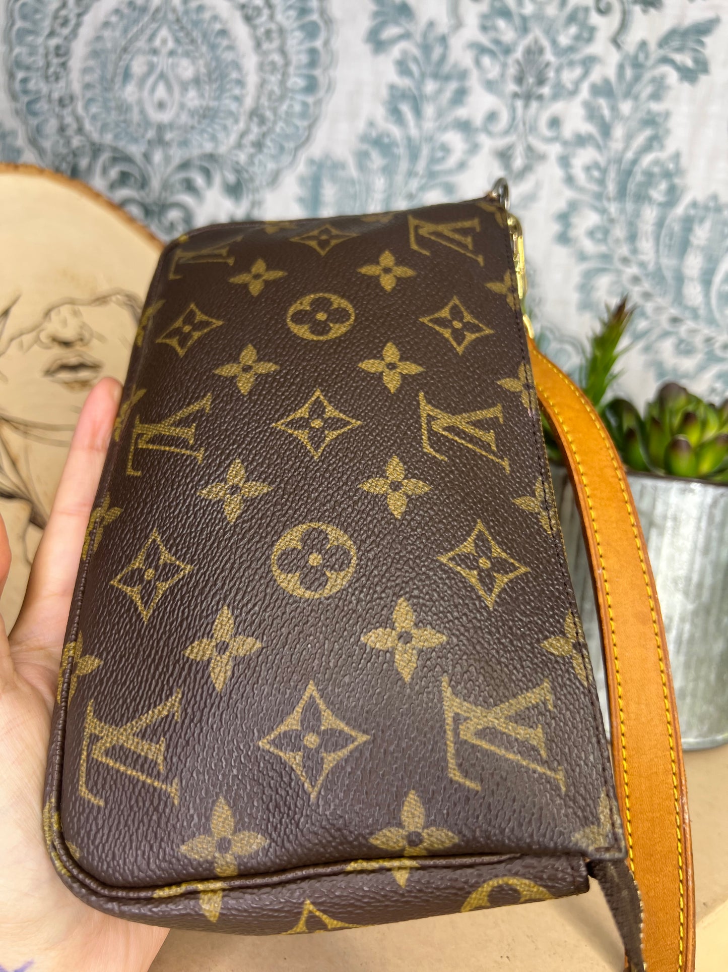 Pochette Accessories Crossbody
