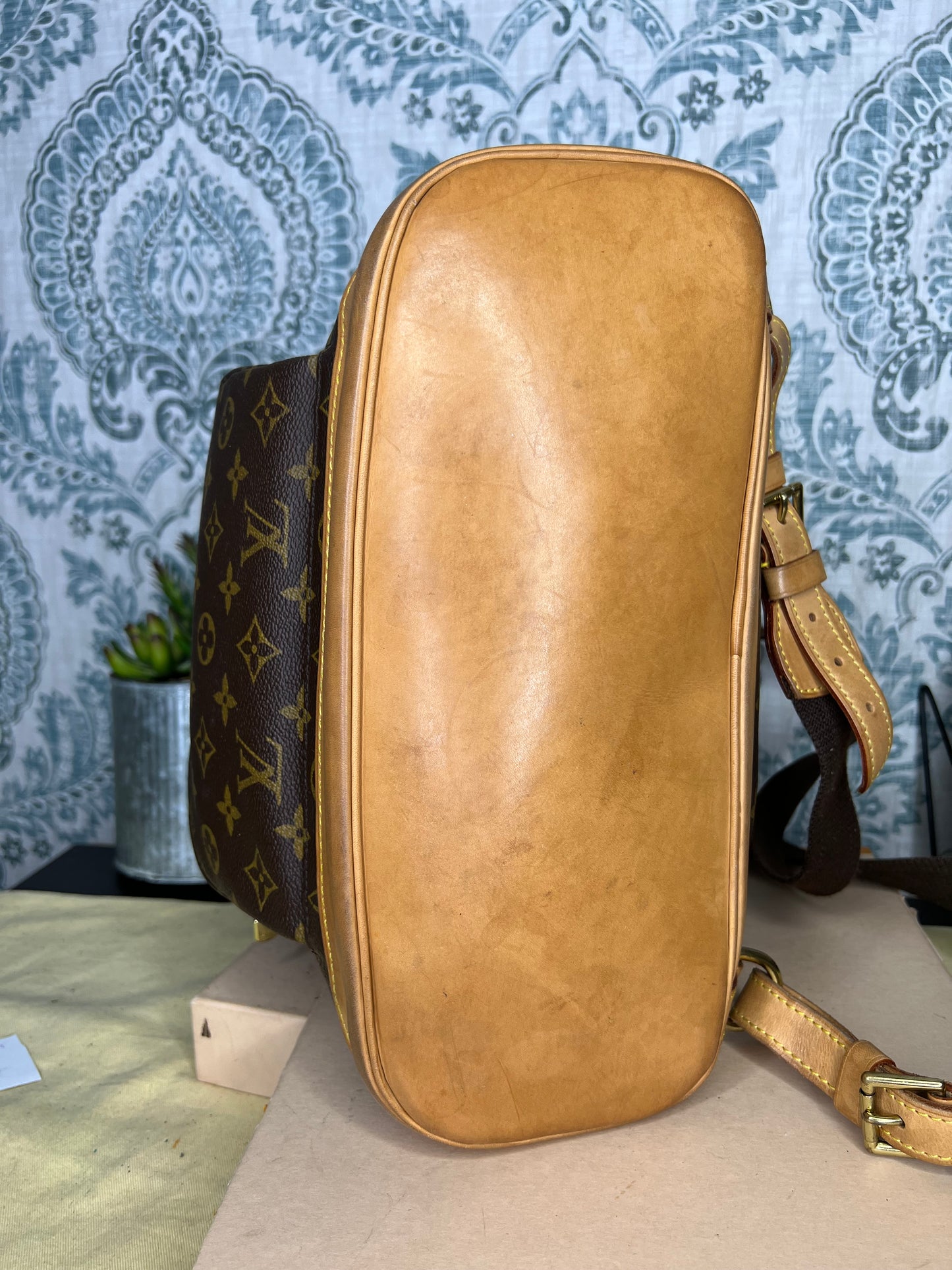 Louis Vuitton Montsouris GM