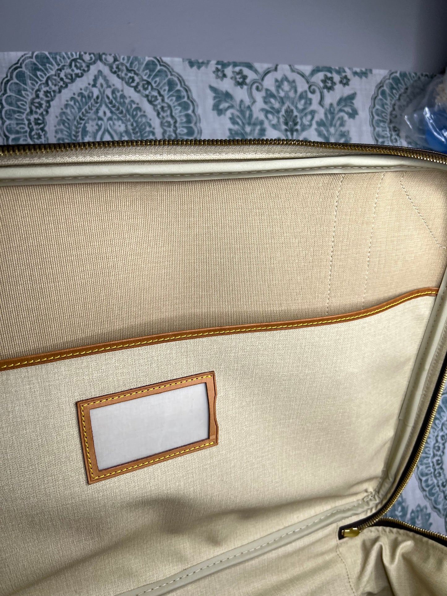 Satellite 53 Suit Case
