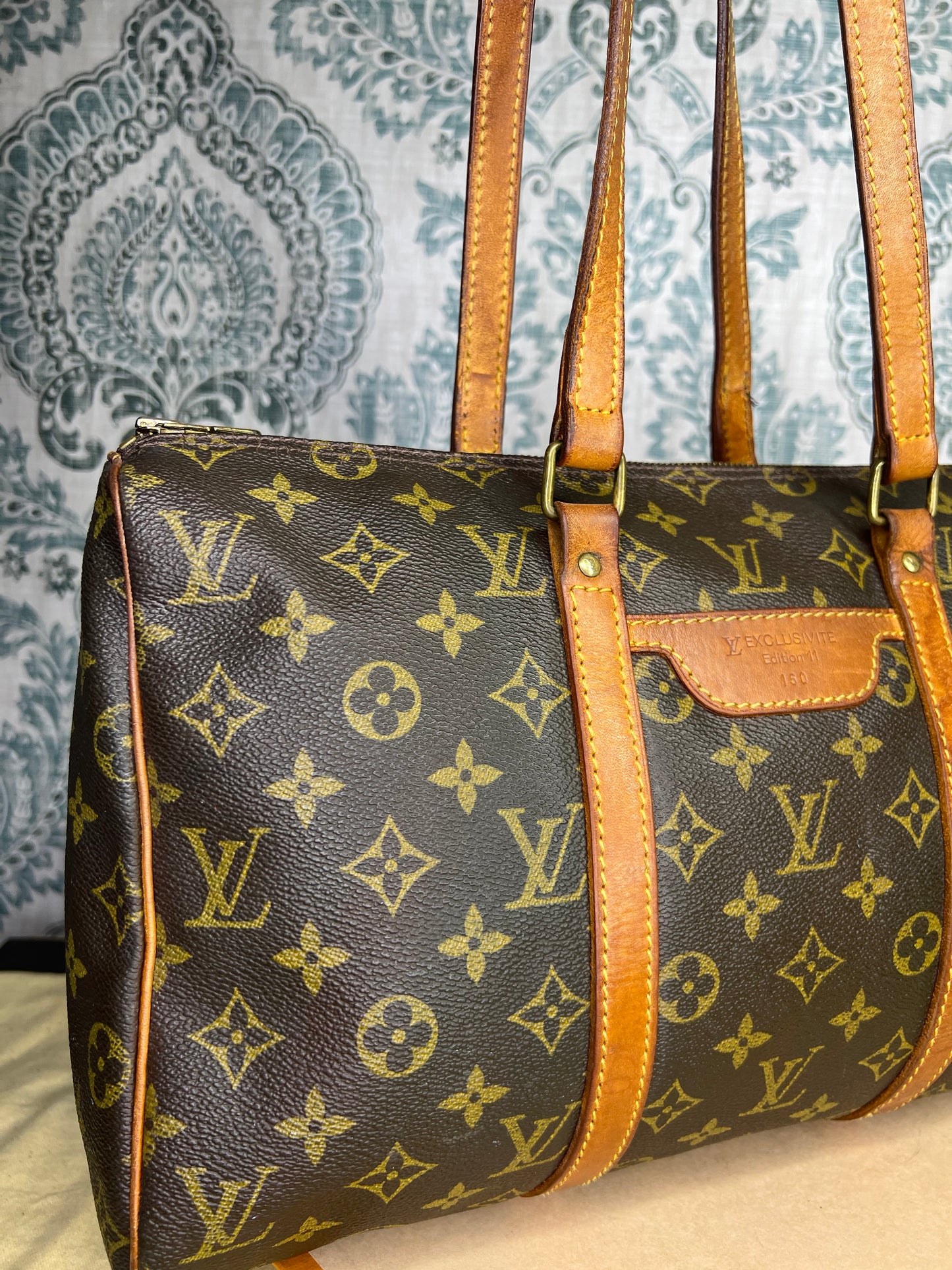 Louis Vuitton Exclusivite Edition 11 Shoulder Bag