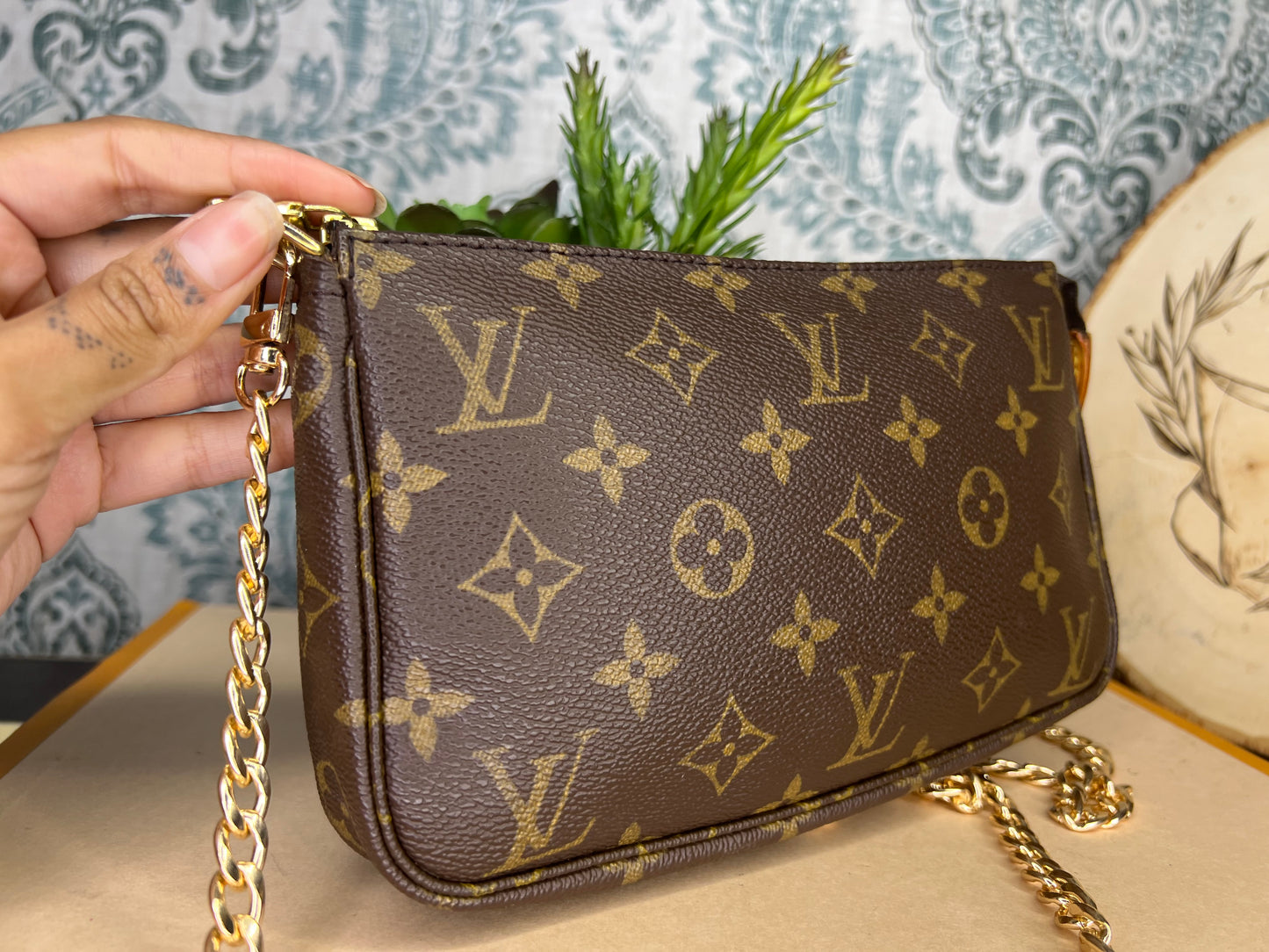 Louis Vuitton Pochette Accessoires