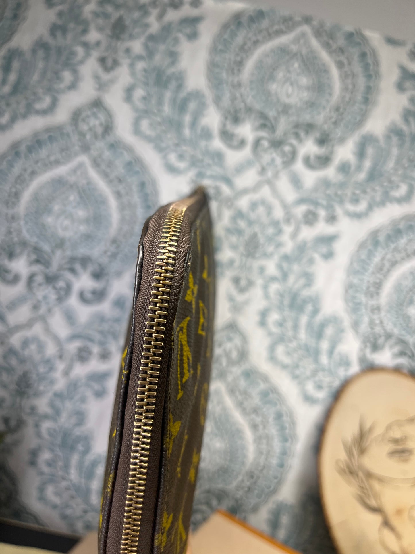 Louis Vuitton Poche Documents