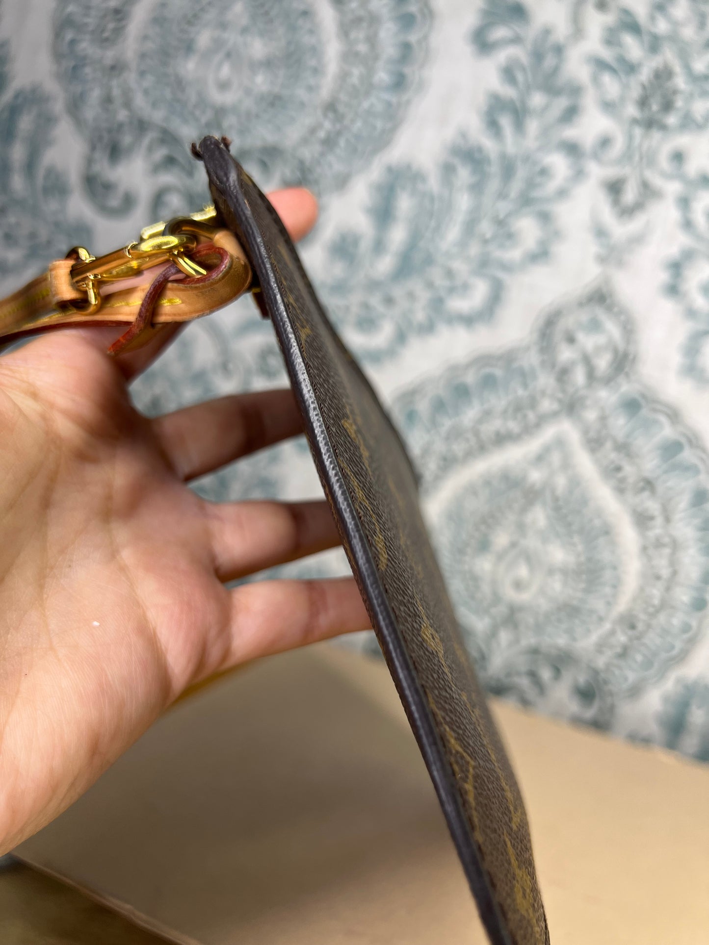 Louis Vuitton Neverfull MM Pochette