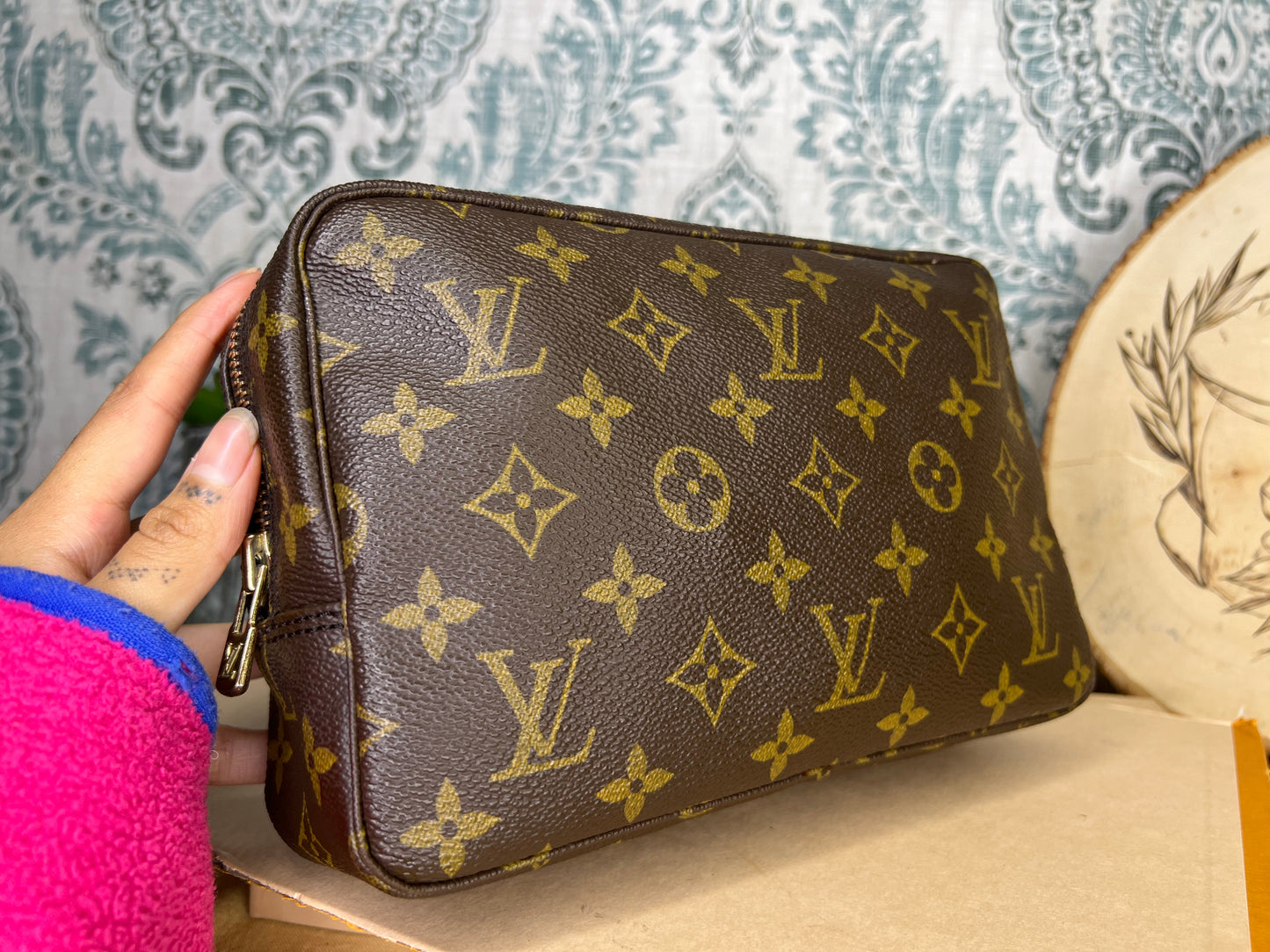 Louis Vuitton Trousse 23