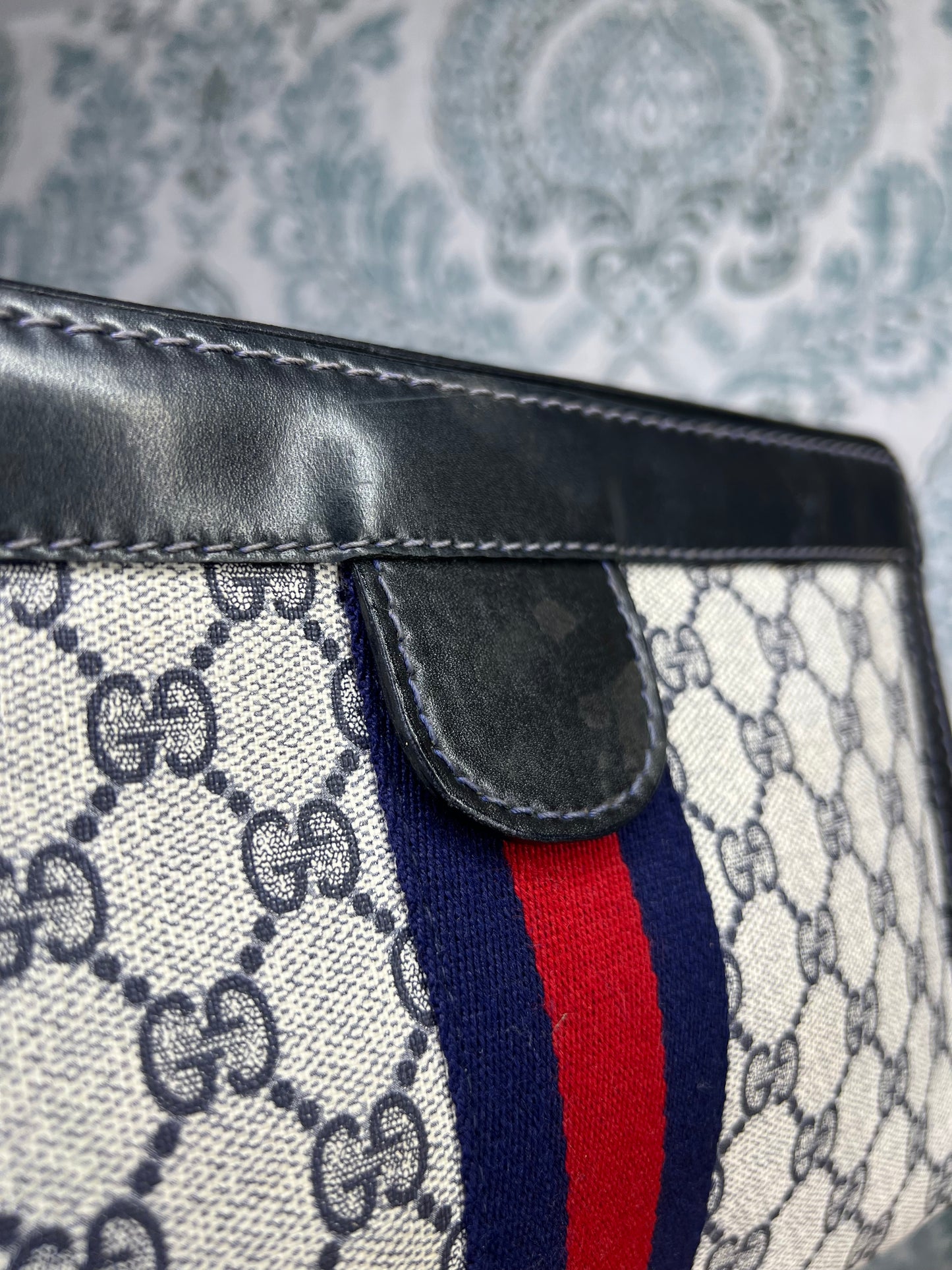 Gucci Parfum Navy Sherry Line Clutch