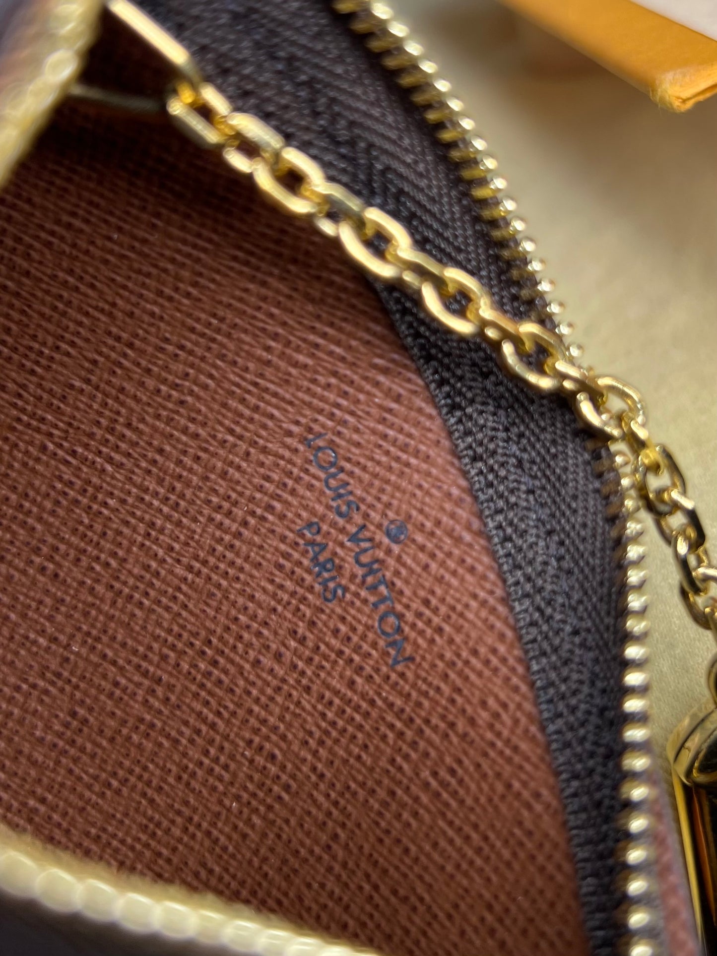 Louis Vuitton Key Cles Monogram