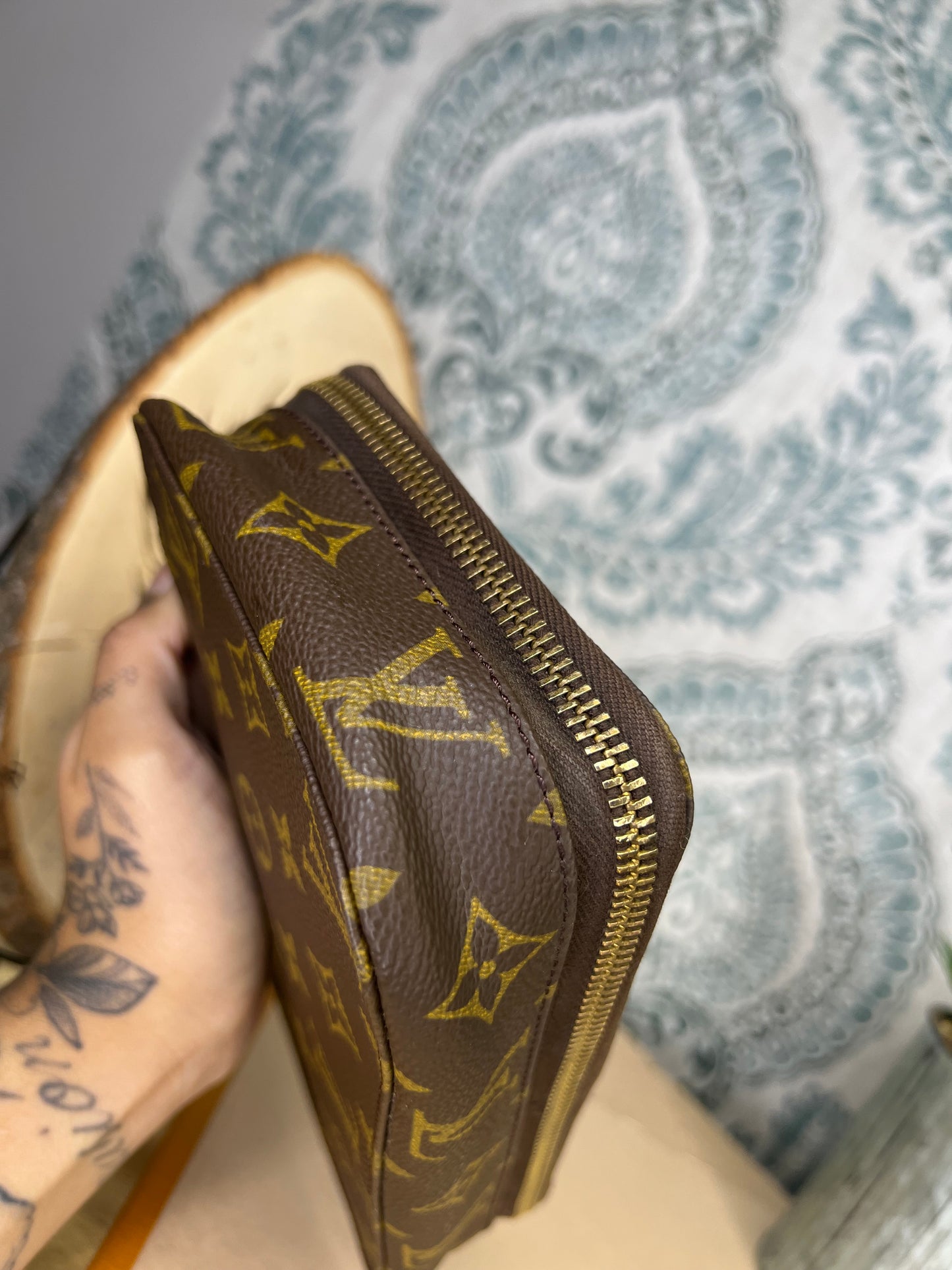 Monte Carlo Jewelry Case