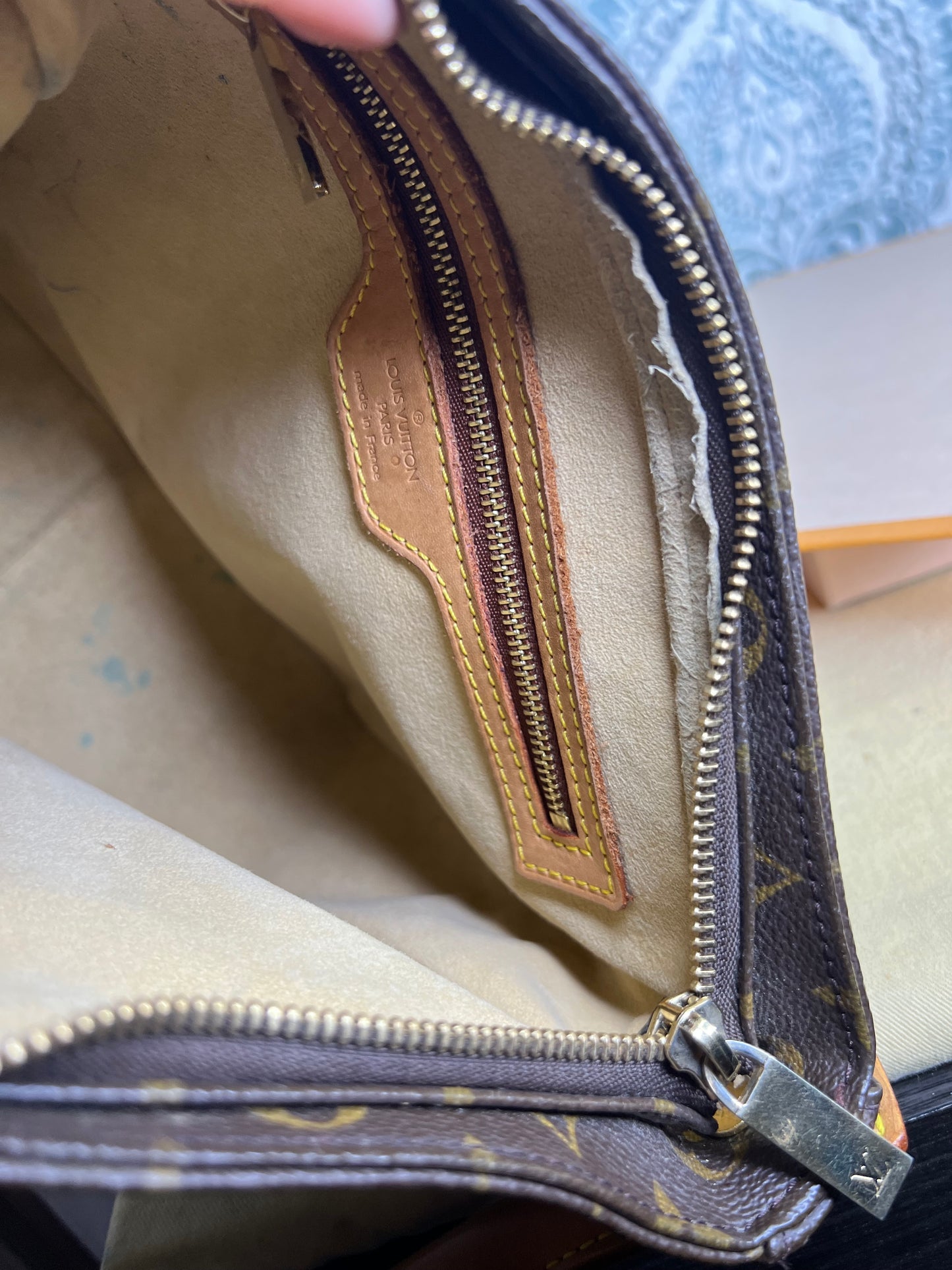 Louis Vuitton Looping MM
