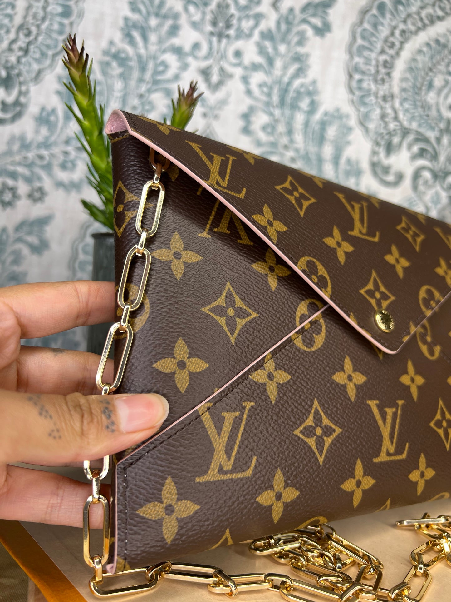 Louis Vuitton Large Kirigami Pochette