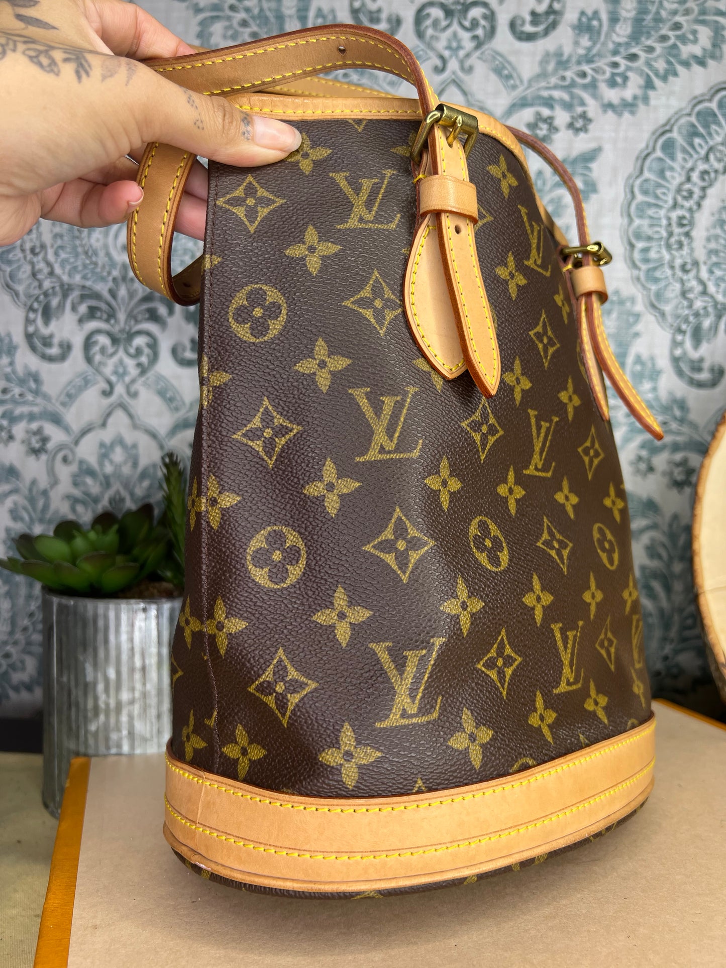 Louis Vuitton Bucket PM