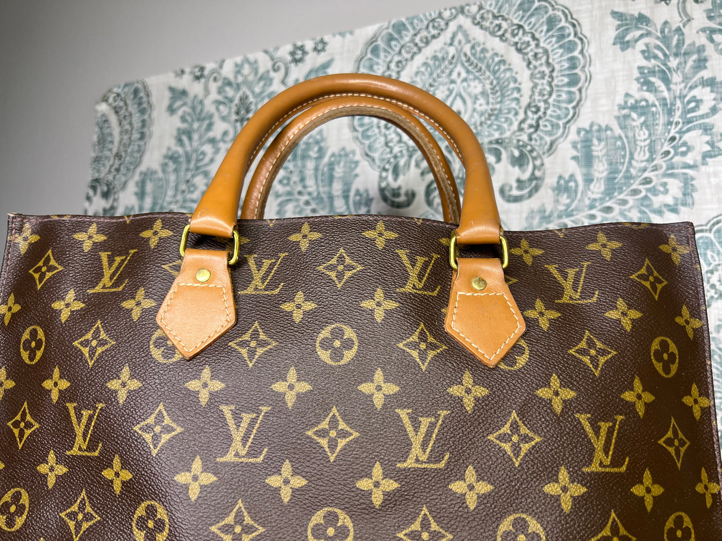 Louis Vuitton French Company Sac Plat