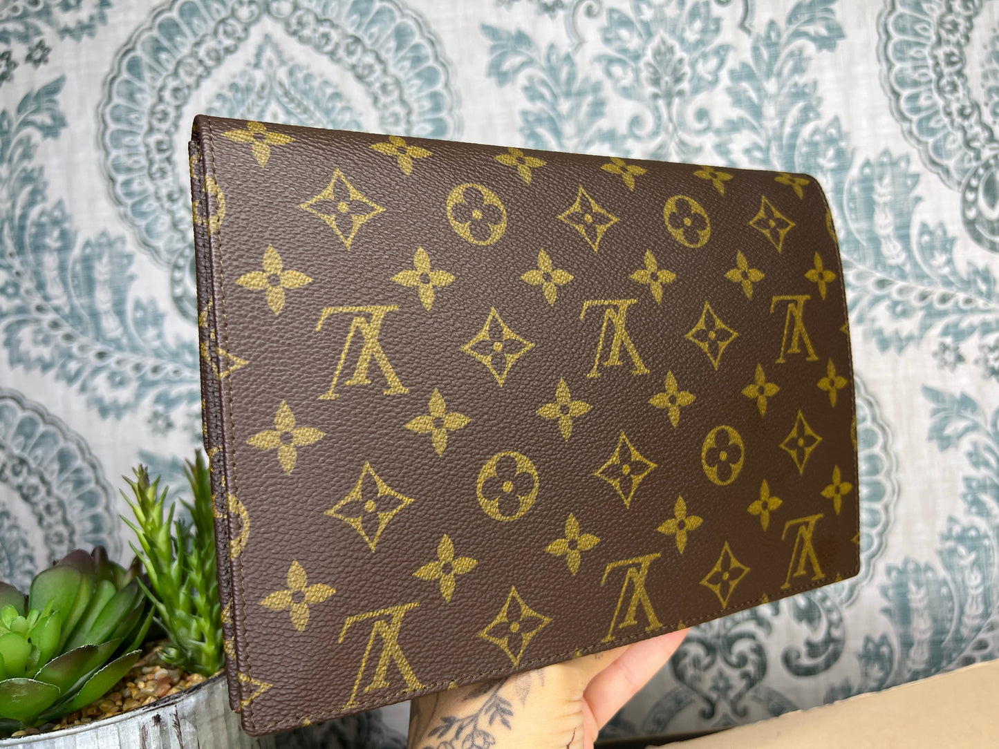 Louis Vuitton Pochette Rabat