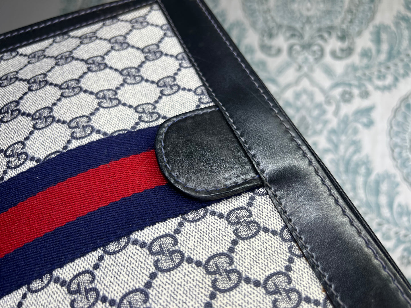 Gucci Parfum Navy Sherry Line Clutch