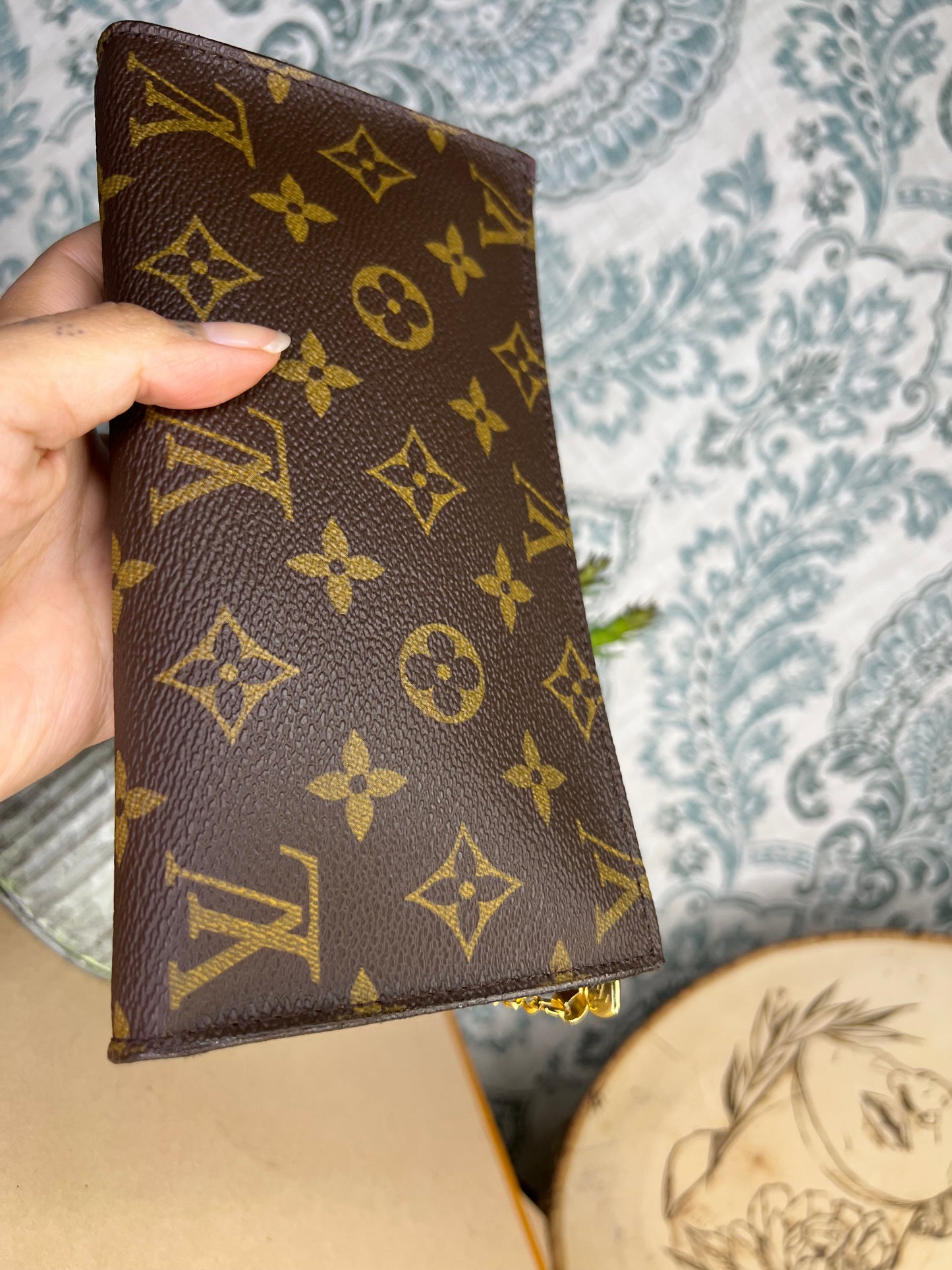 Louis Vuitton Monogram Bucket GM Pochette