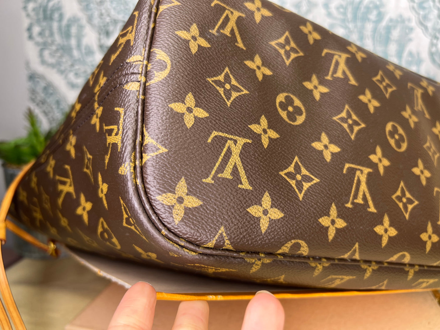 Louis Vuitton Neverfull MM Rose Ballerine