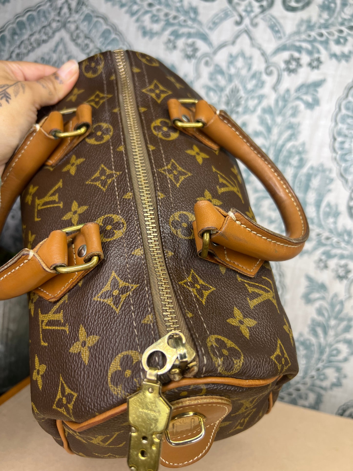 Louis Vuitton French Company Speedy 25