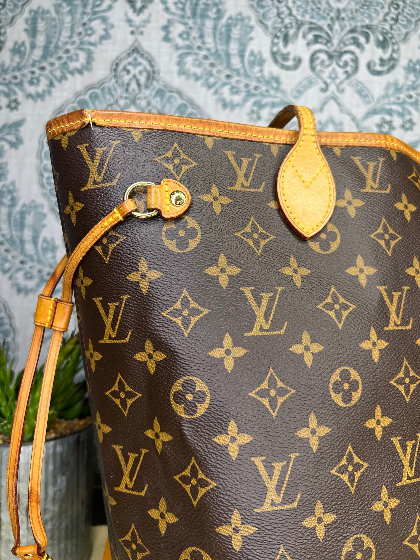 Louis Vuitton Neverfull MM Rose Ballerine