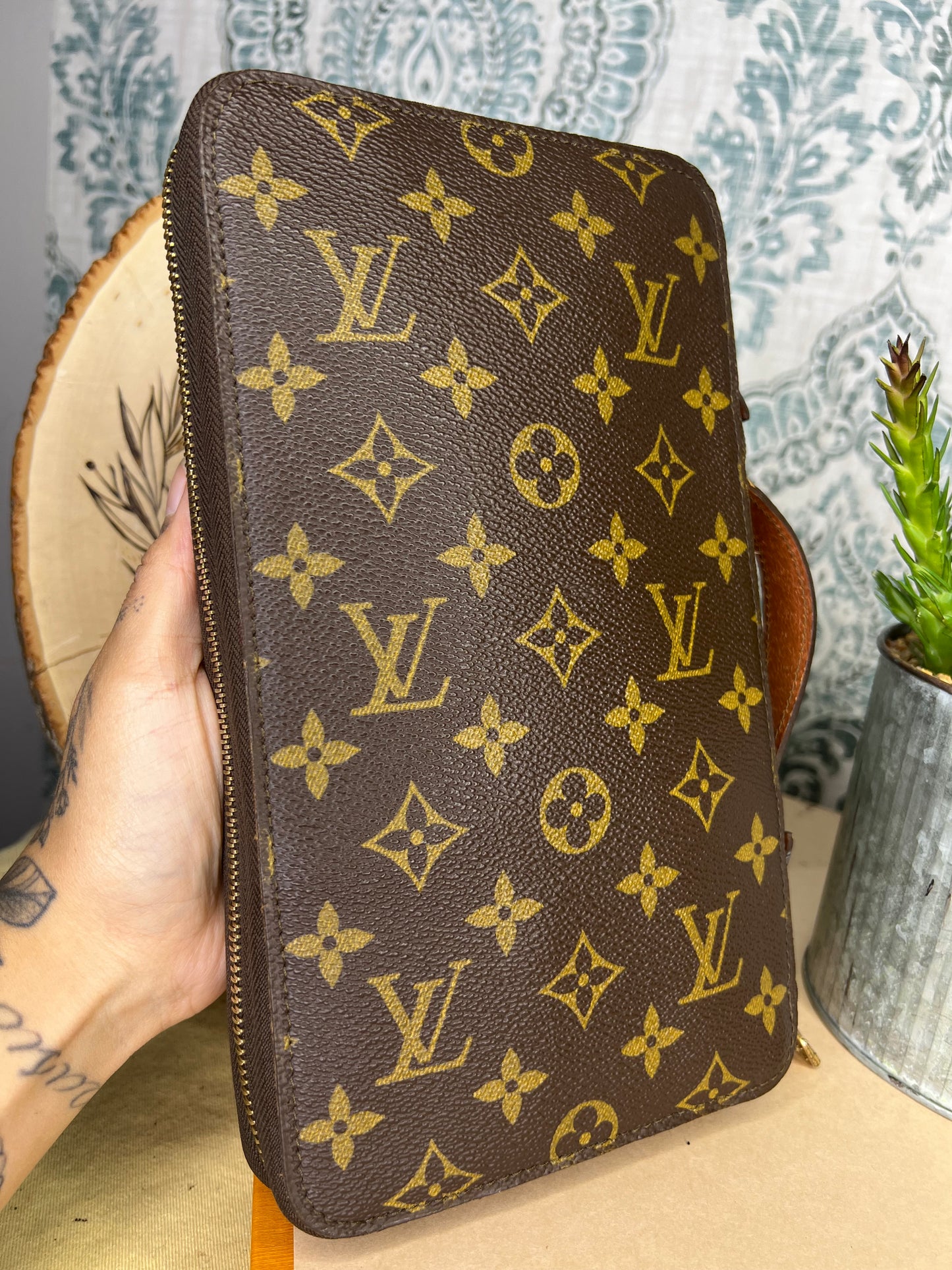 Escapade Travel Organizer Wallet