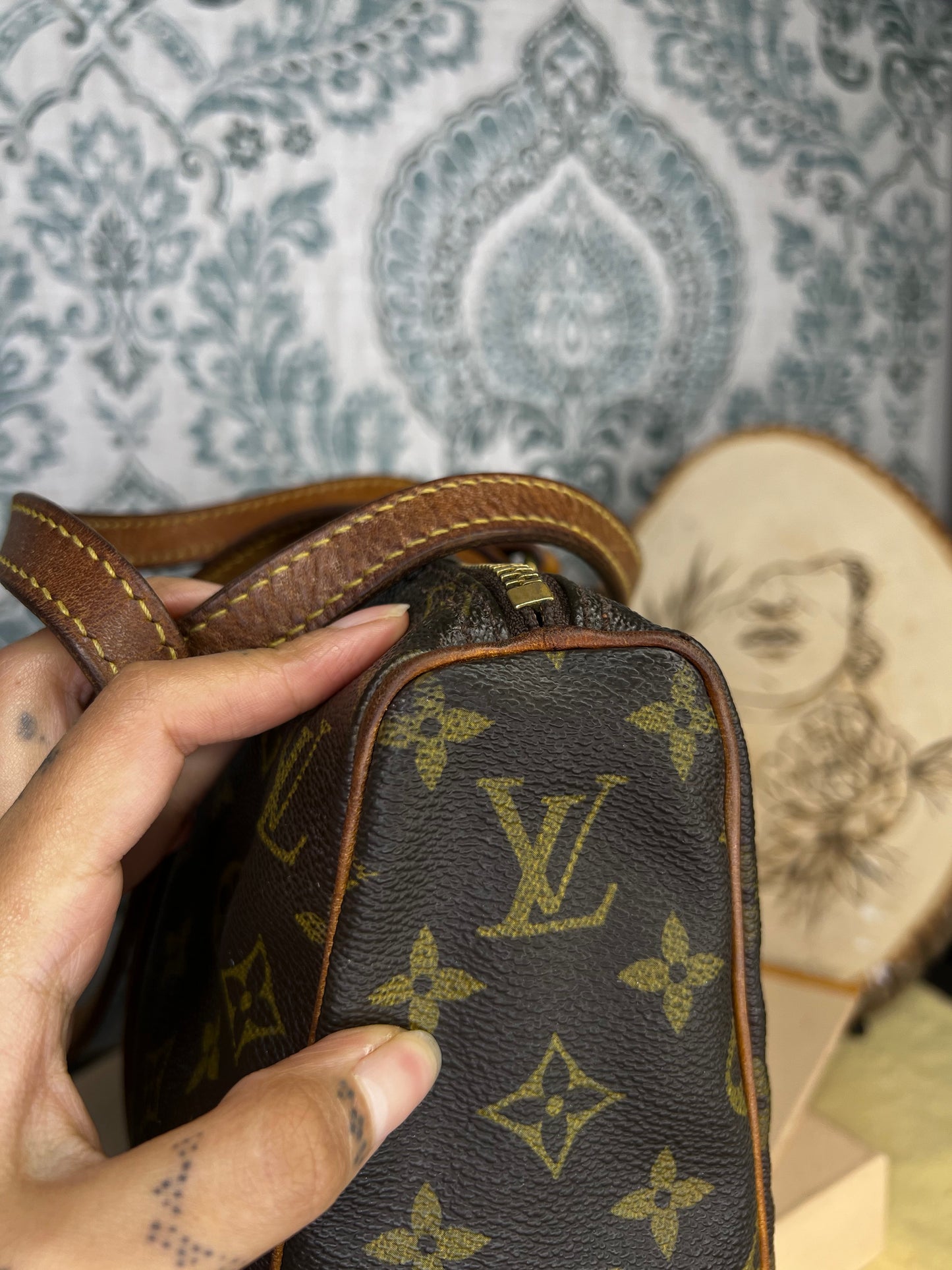 Louis Vuitton Exclusivite Edition 11 Shoulder Bag
