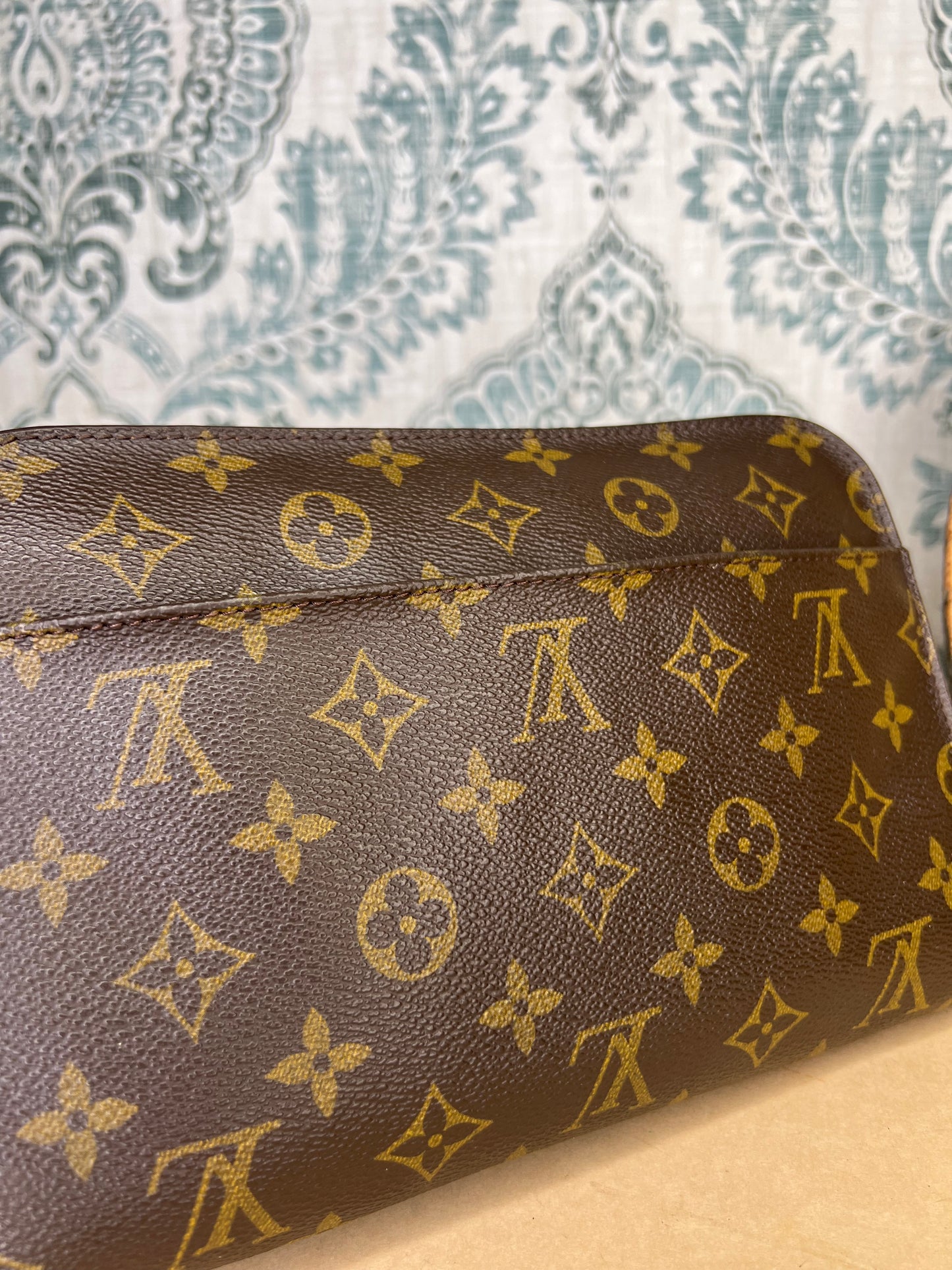 Louis Vuitton Orsay Clutch