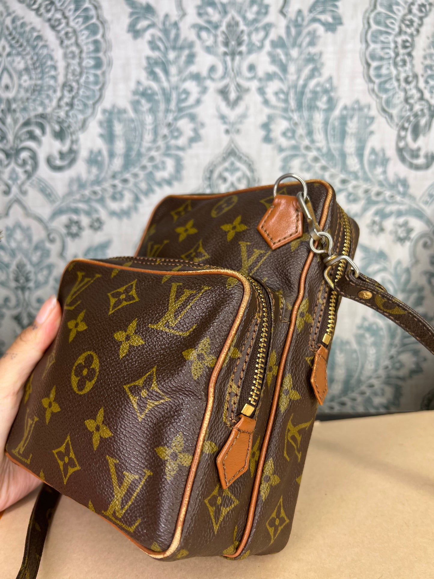 Louis Vuitton Vintage Amazone