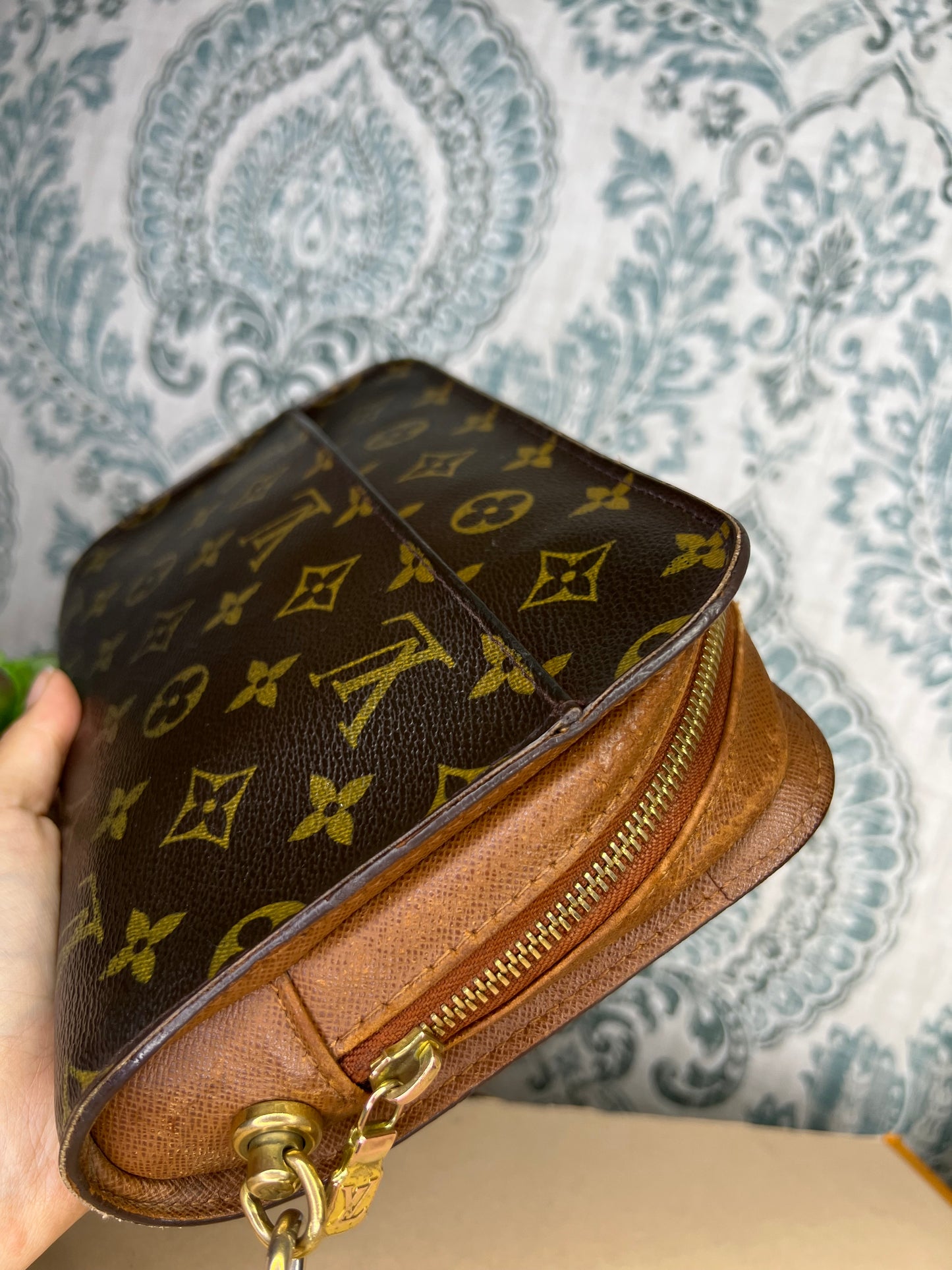 Louis Vuitton Orsay Clutch