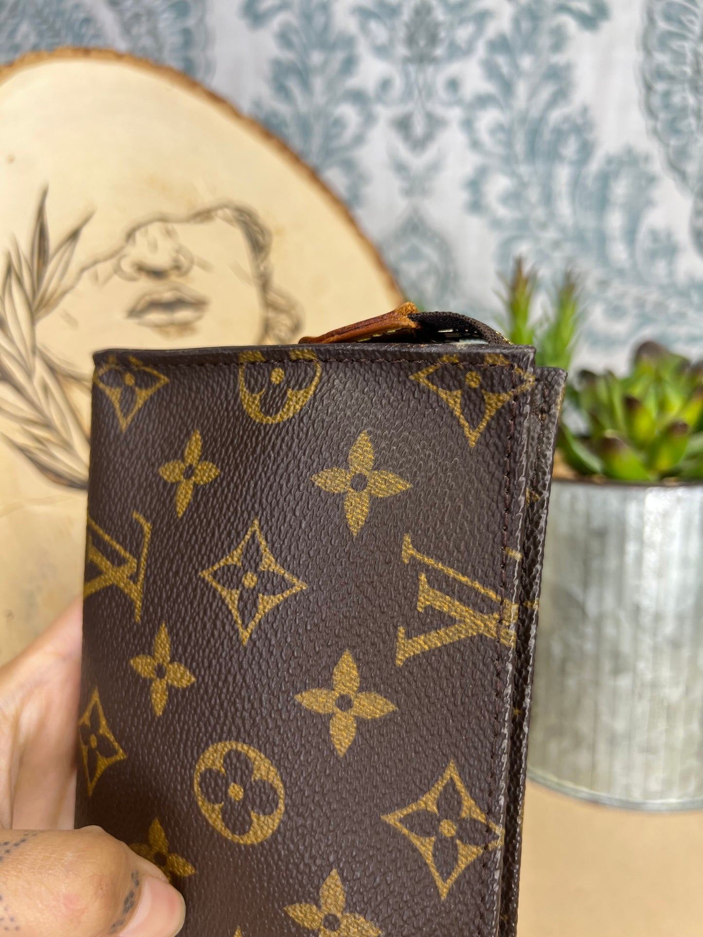 Bucket PM Pouch