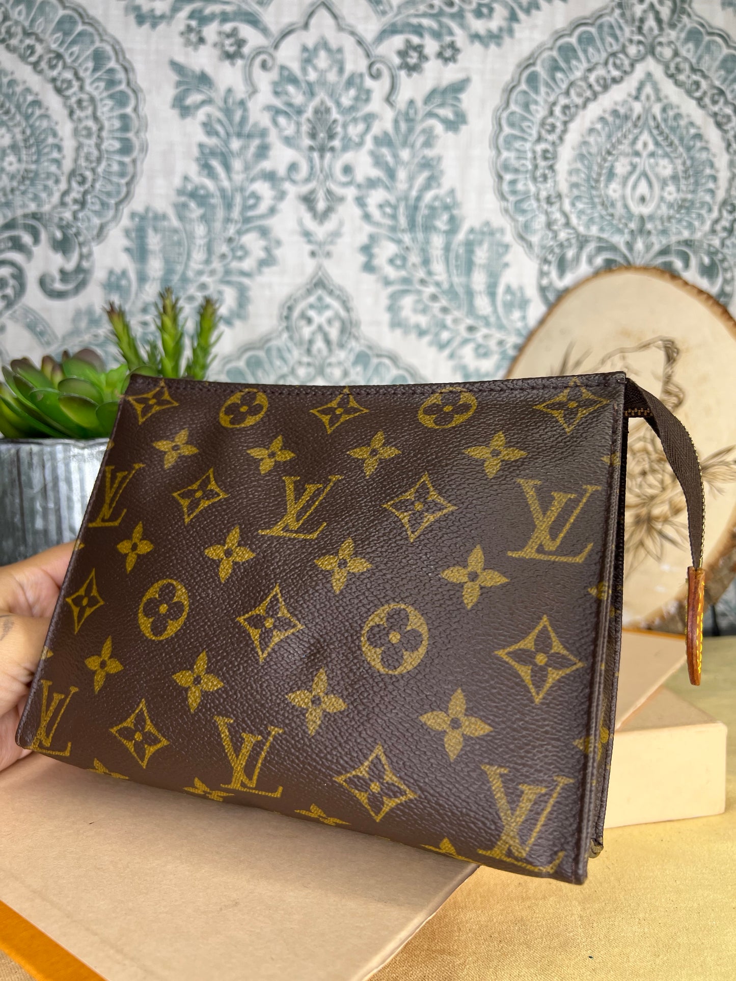 Louis Vuitton Toiletry 19 #3