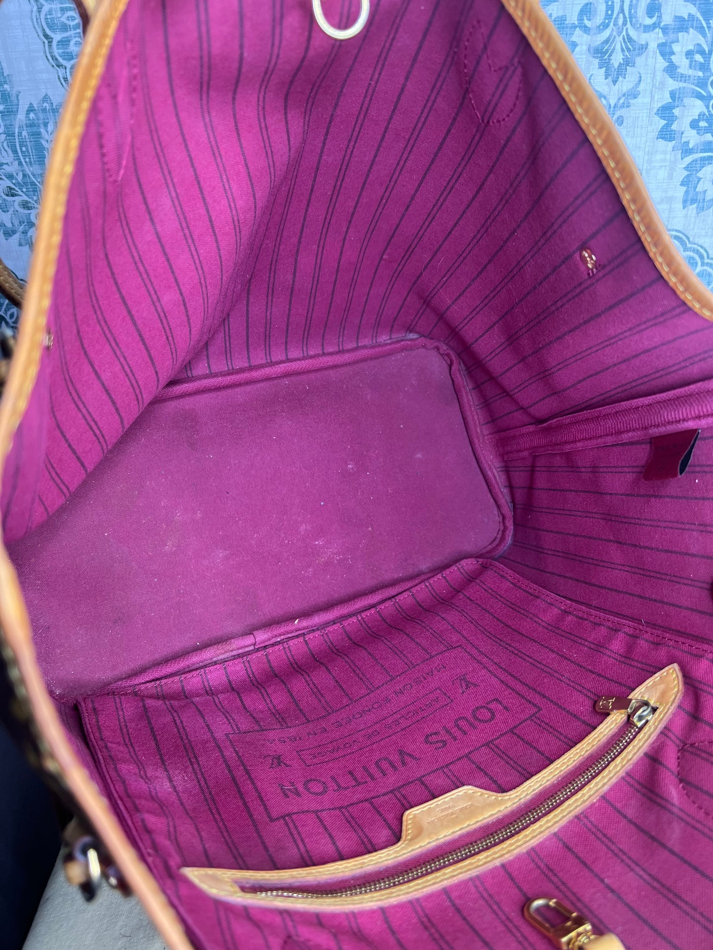 Louis Vuitton Neverfull Pivoine