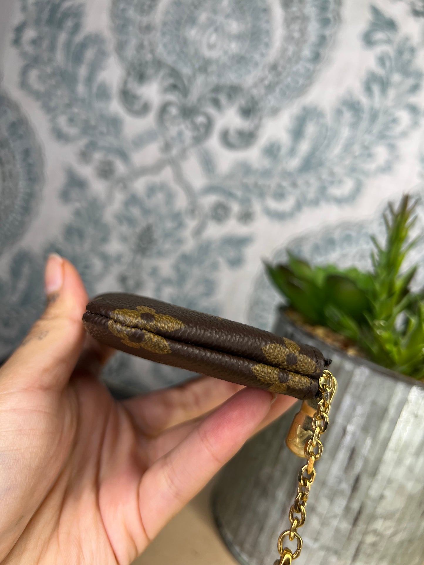 Louis Vuitton Monogram Key Cles