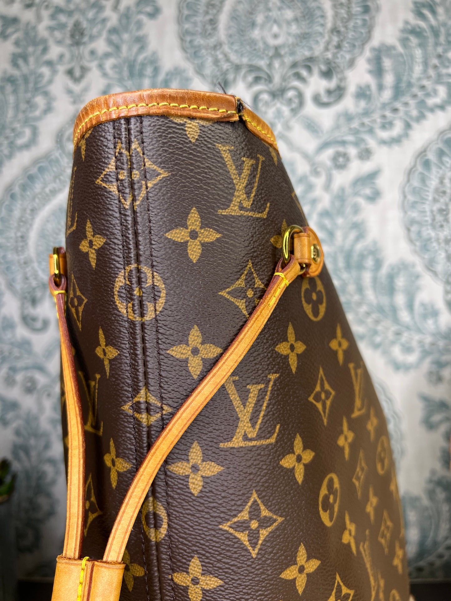 Louis Vuitton Neverfull MM Rose Ballerine