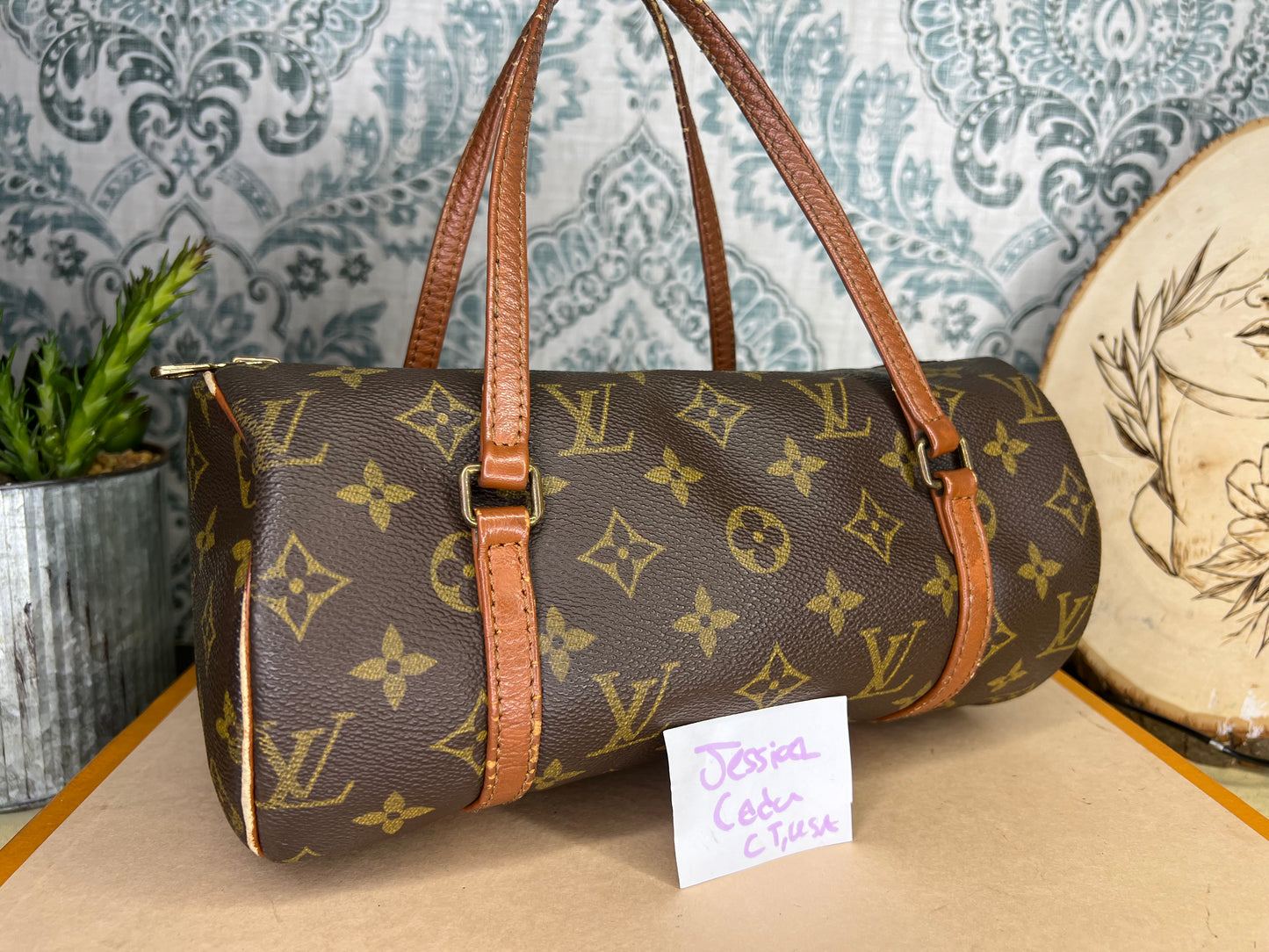 Louis Vuitton Papillon 26
