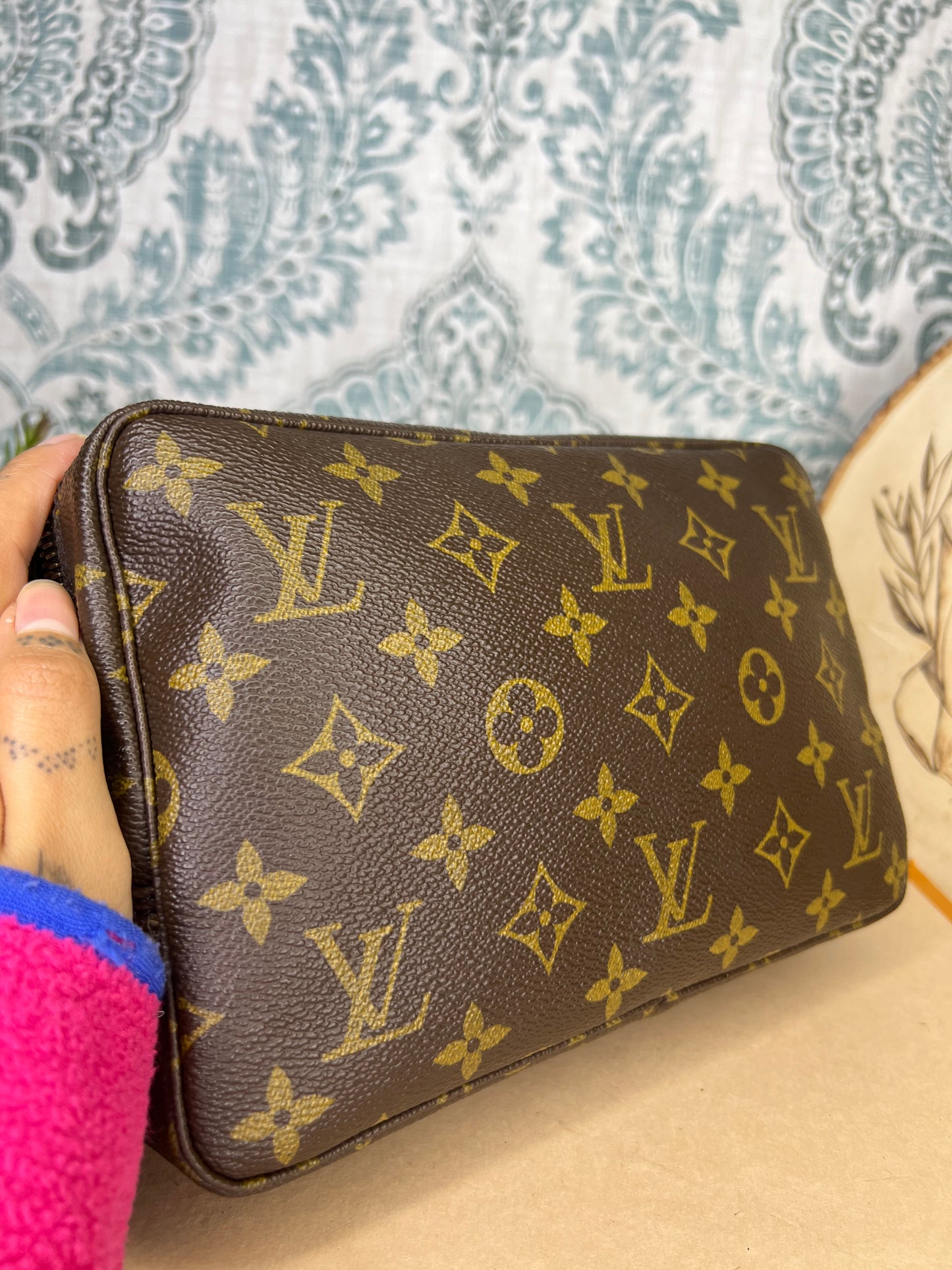 Louis Vuitton Trousse 23