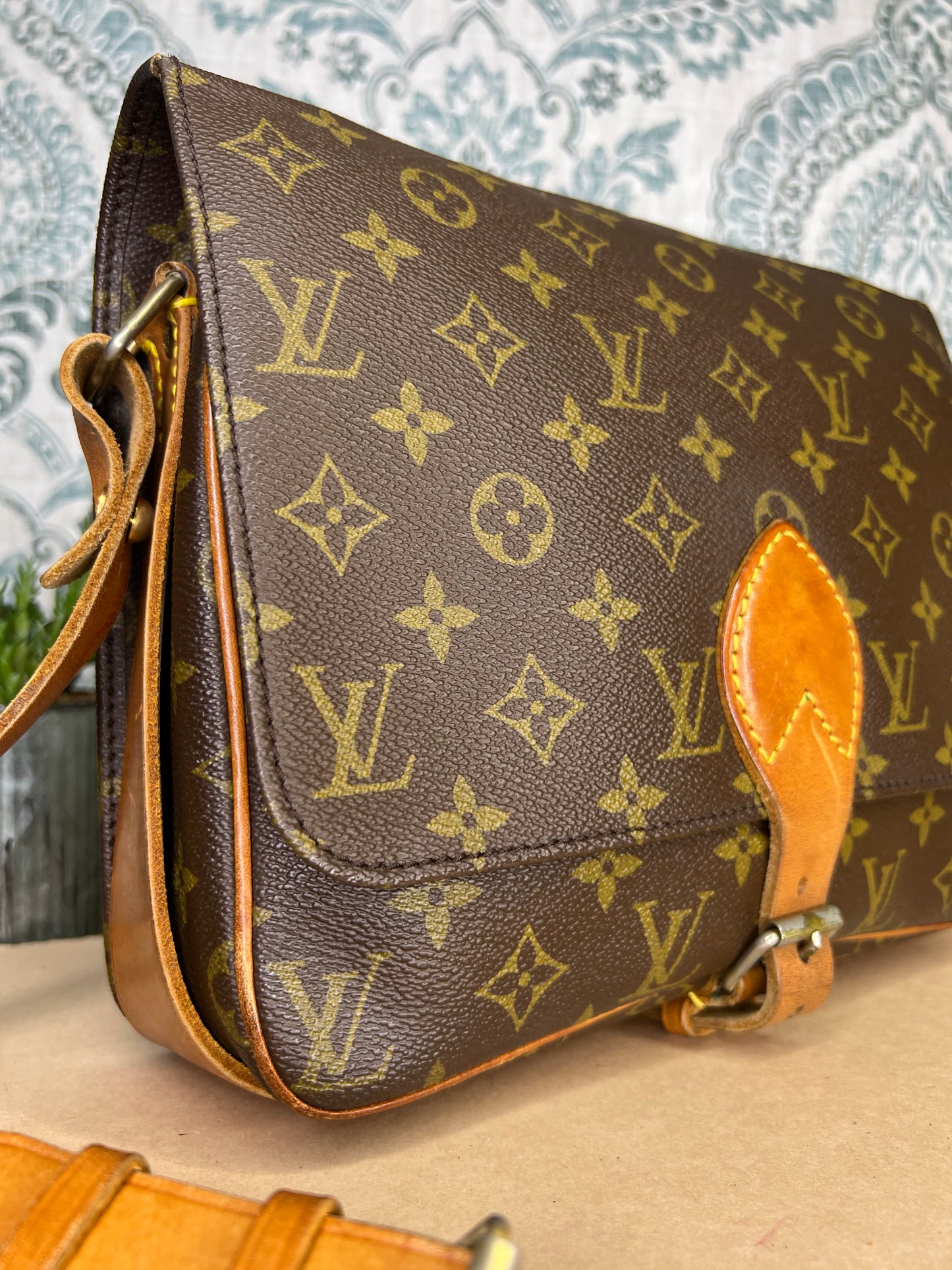 Louis Vuitton Cartouchiere GM