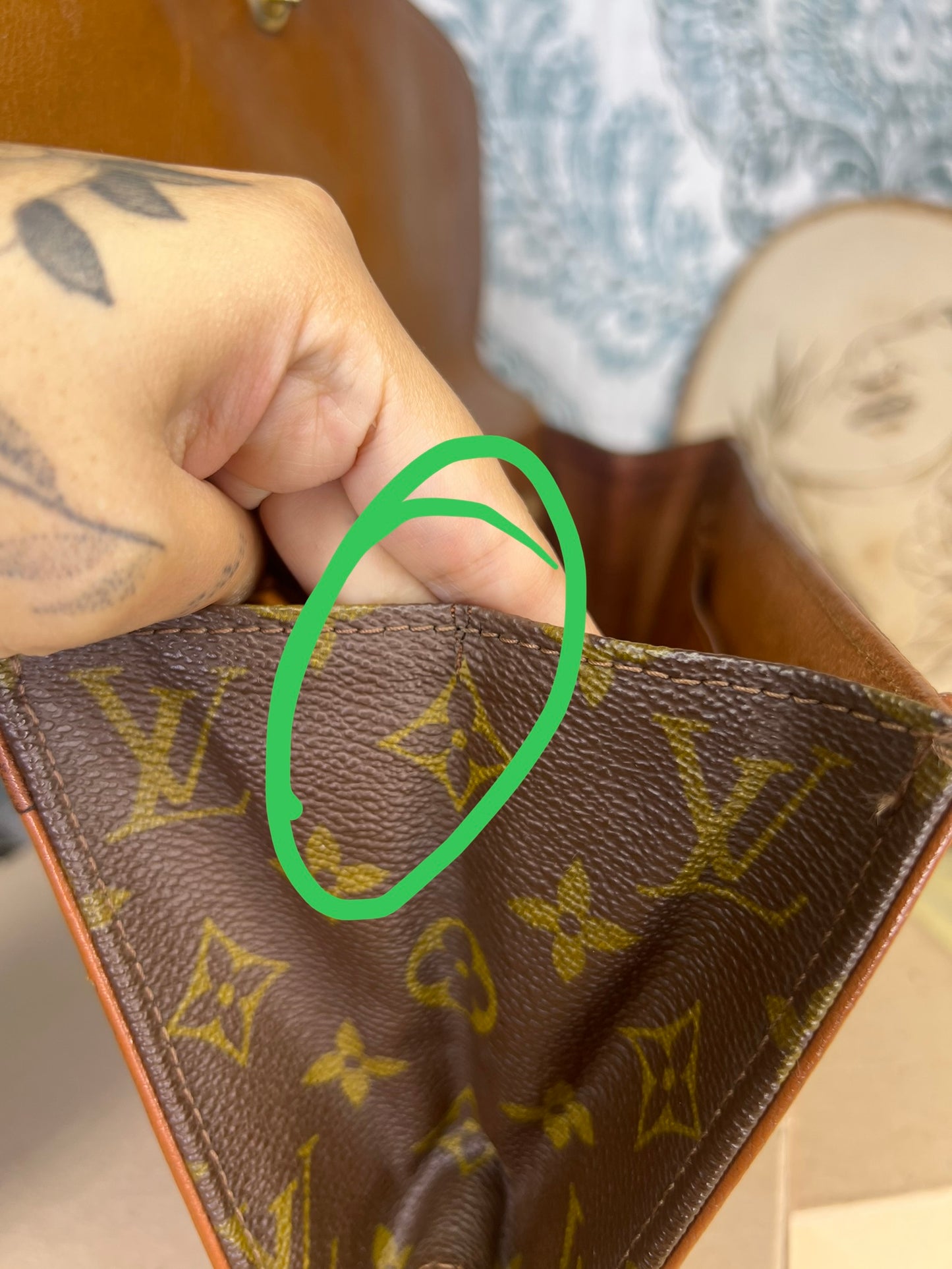 Louis Vuitton Pochette Dame GM