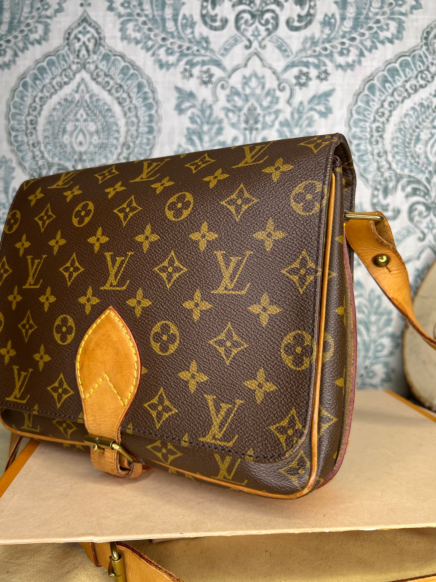Louis Vuitton Cartouchiere GM