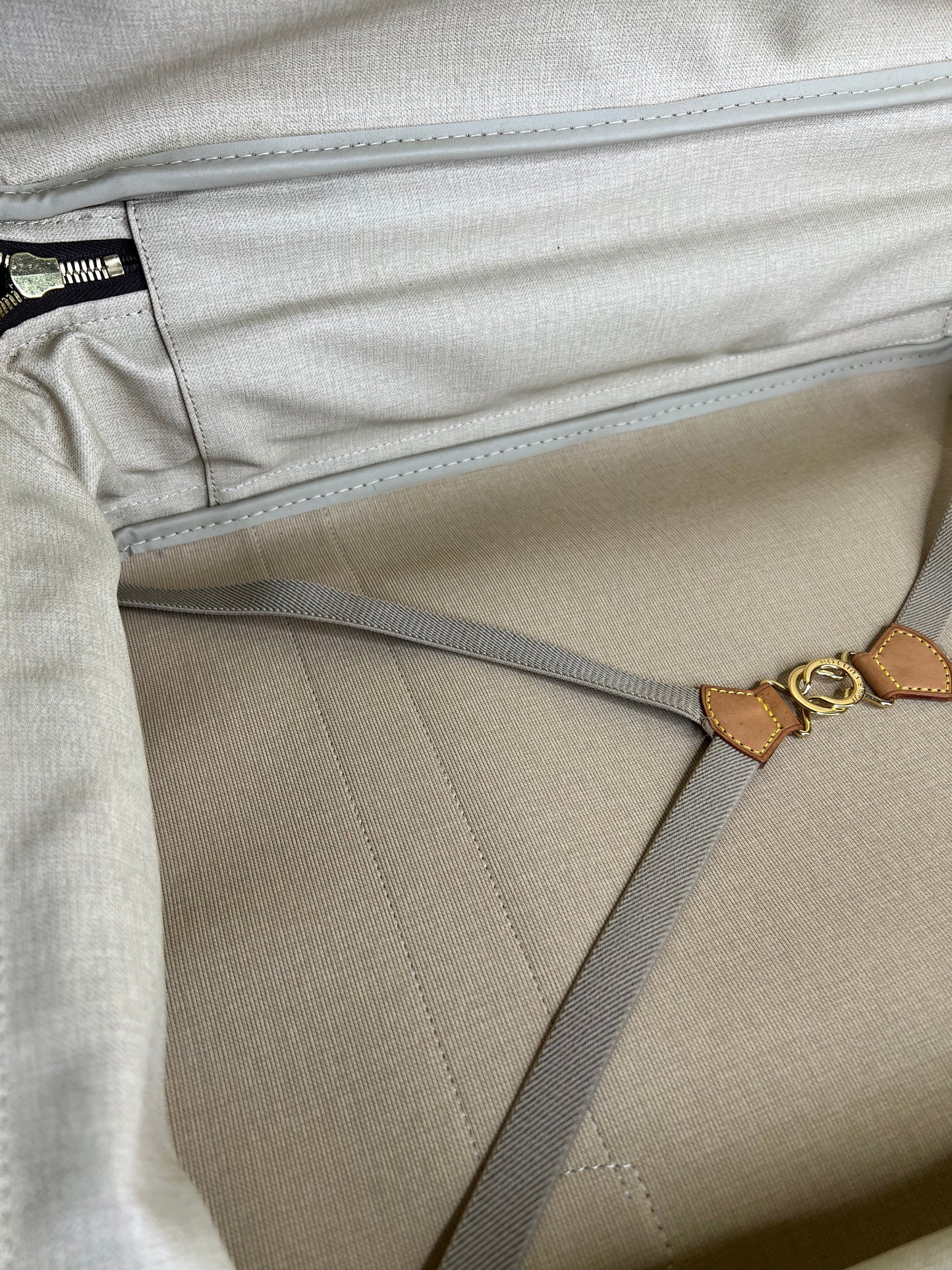 Satellite 53 Suit Case