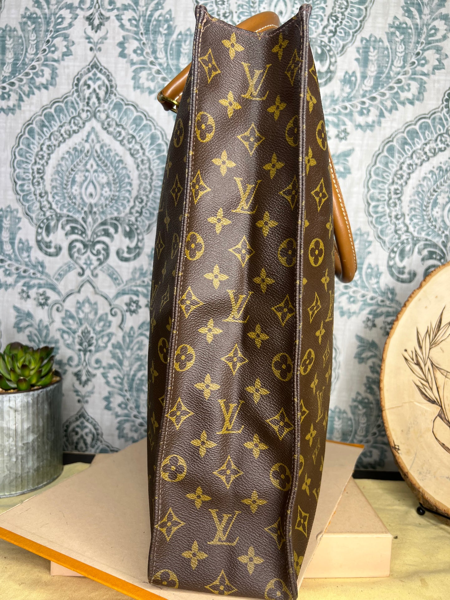 Louis Vuitton French Company Sac Plat