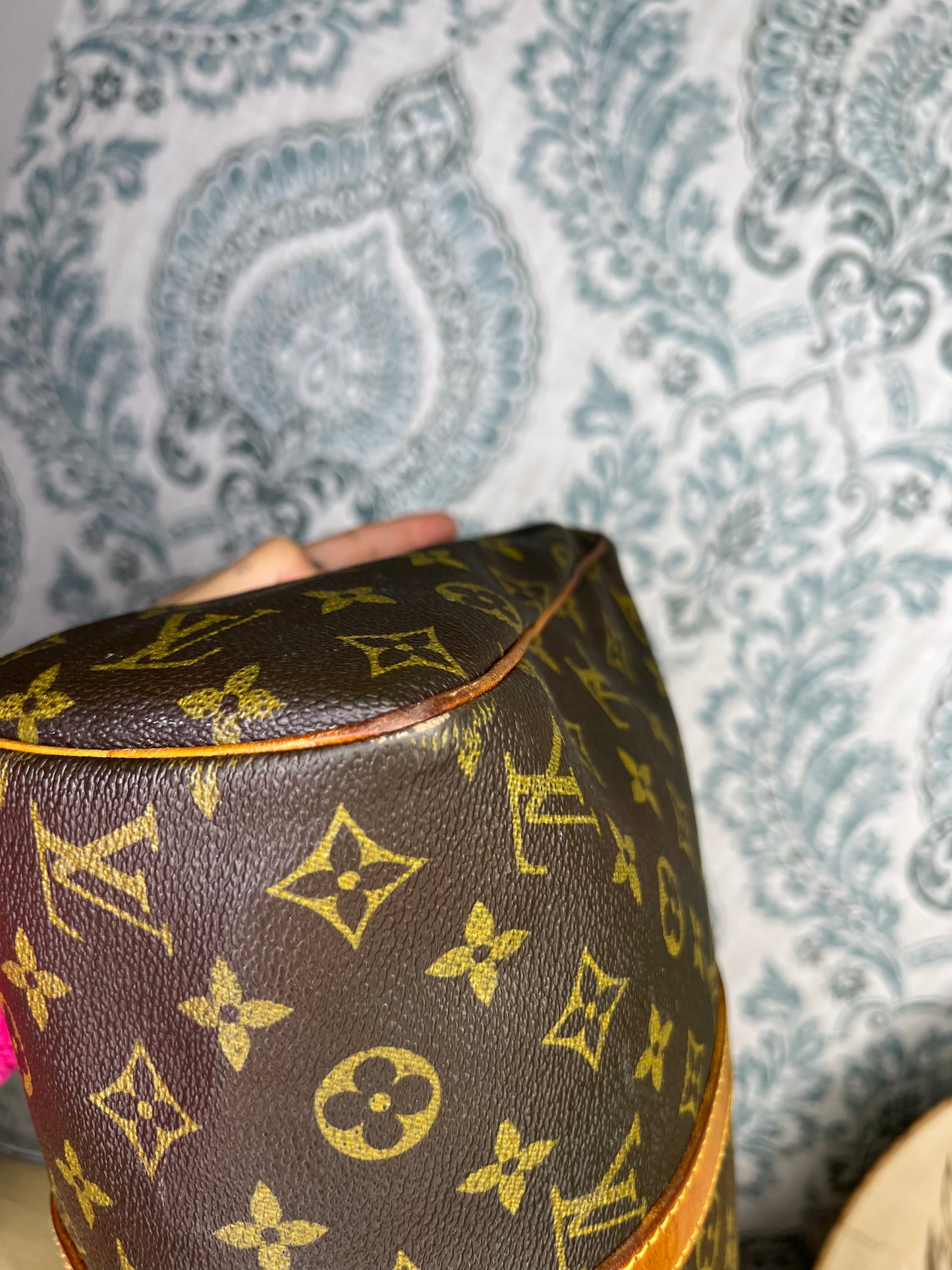 Louis Vuitton Exclusivite Edition 11 Shoulder Bag