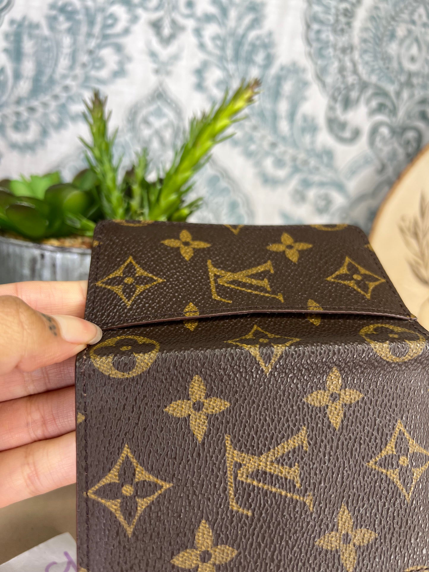Louis Vuitton Monogram Card Holder