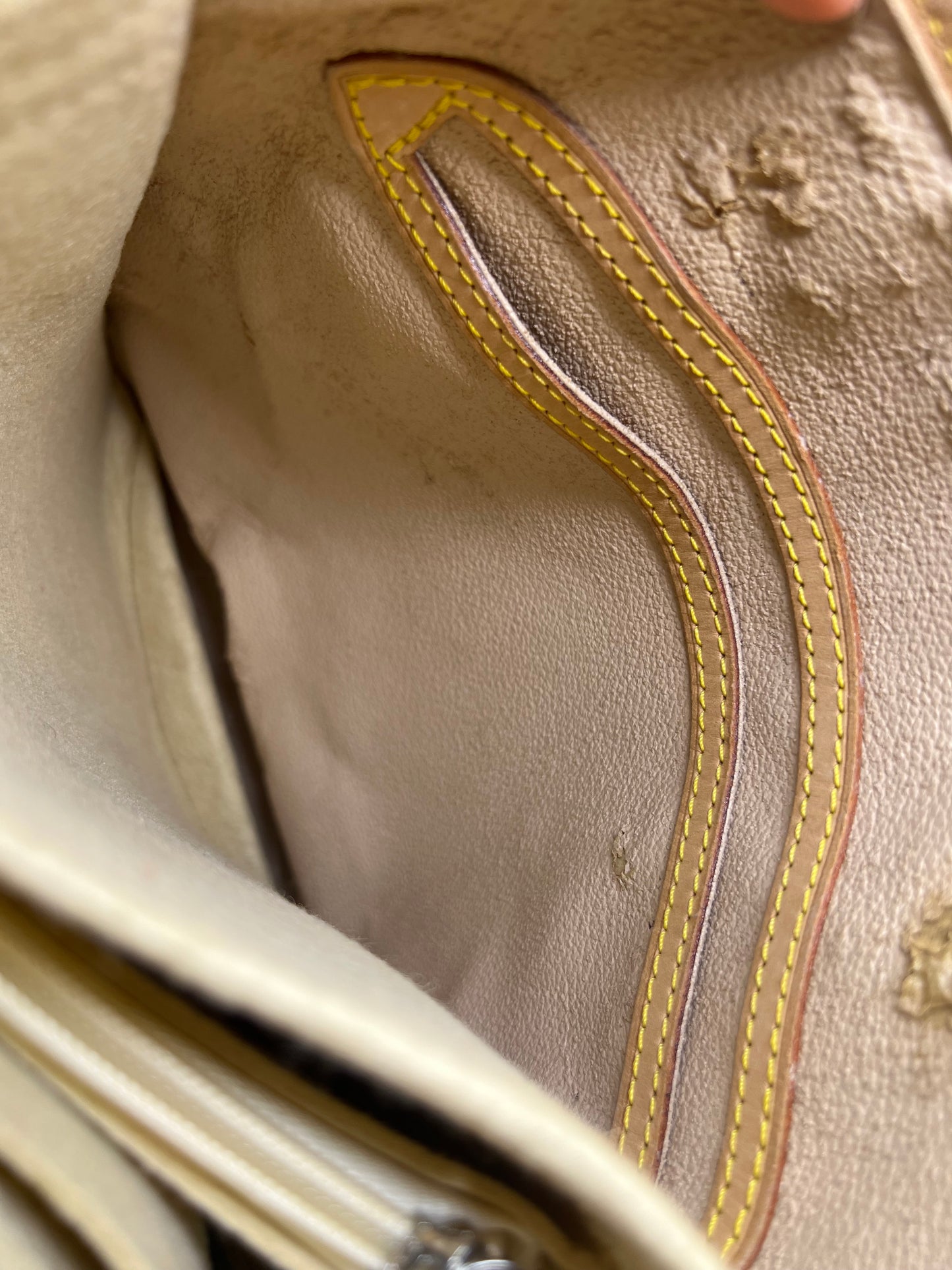 Louis Vuitton Bucket PM
