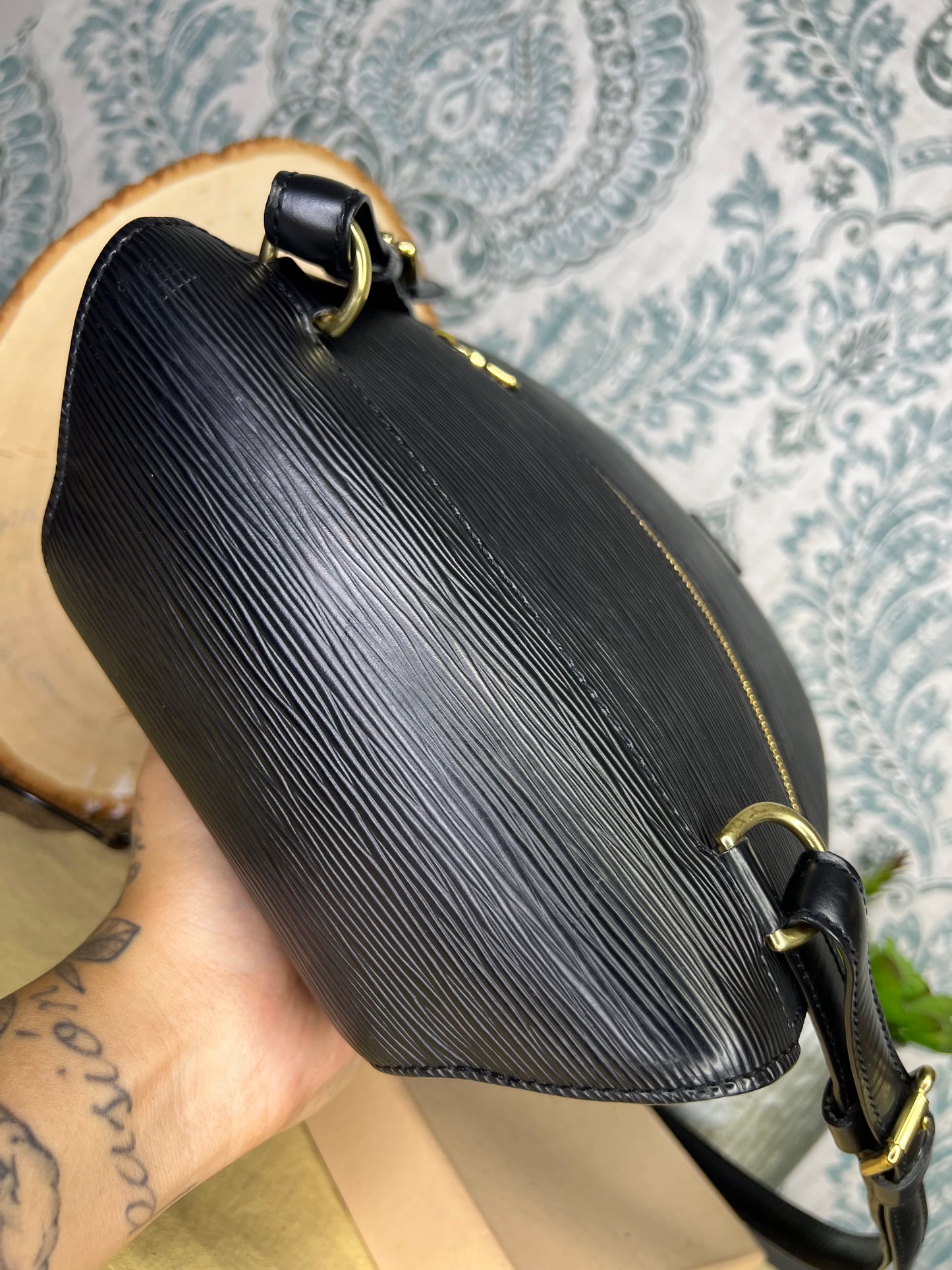 Louis Vuitton Epi Black Mabillon