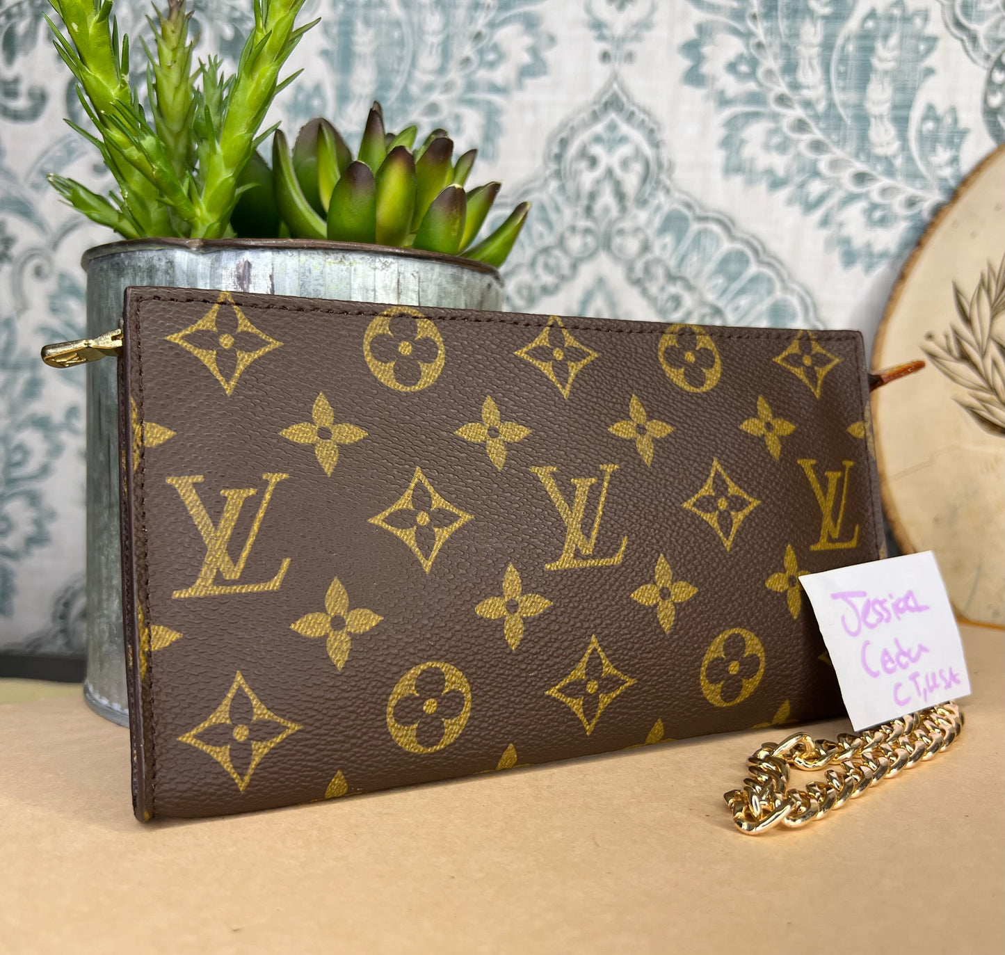 Louis Vuitton Bucket GM Pouch
