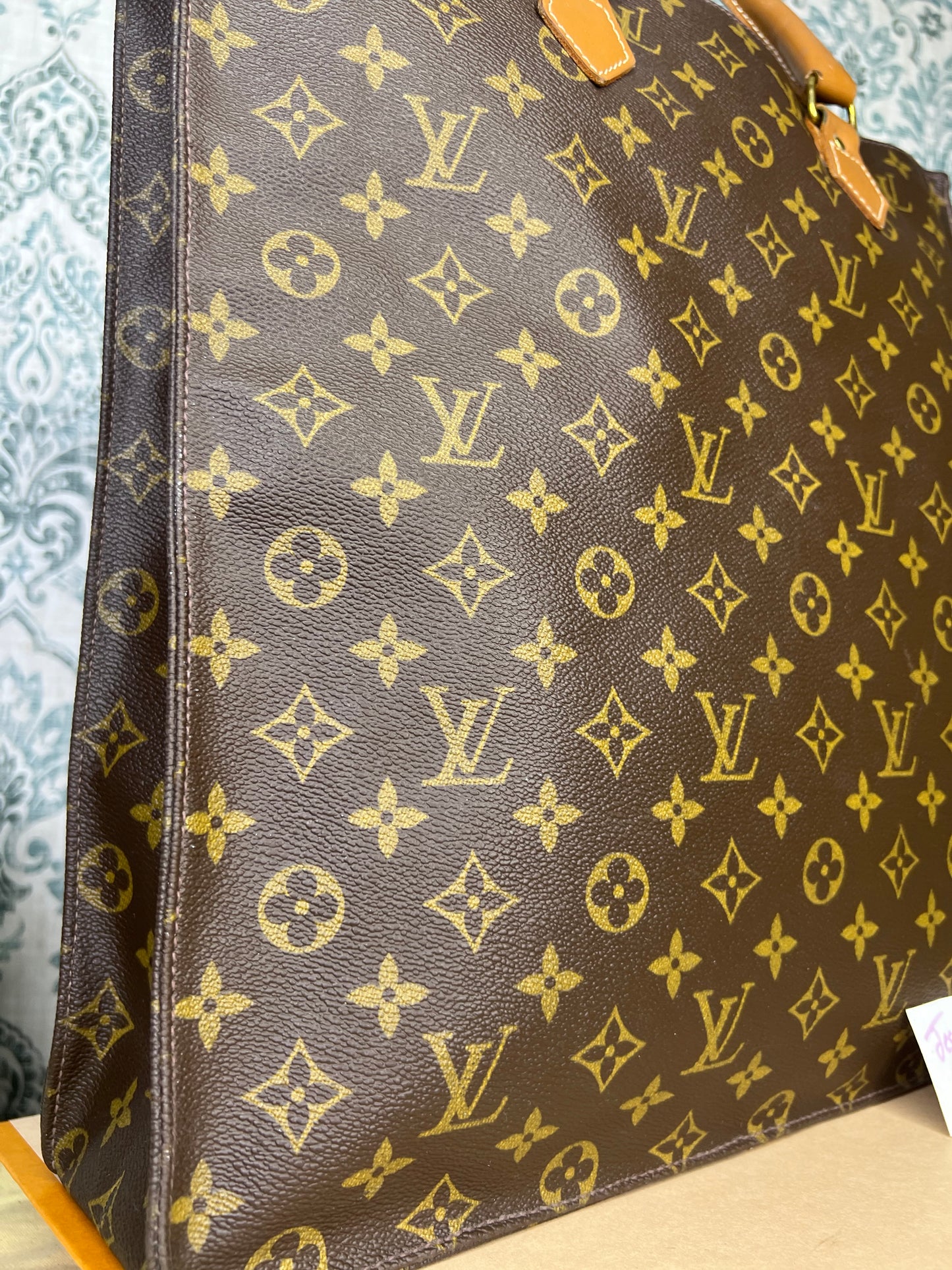 Louis Vuitton French Company Sac Plat
