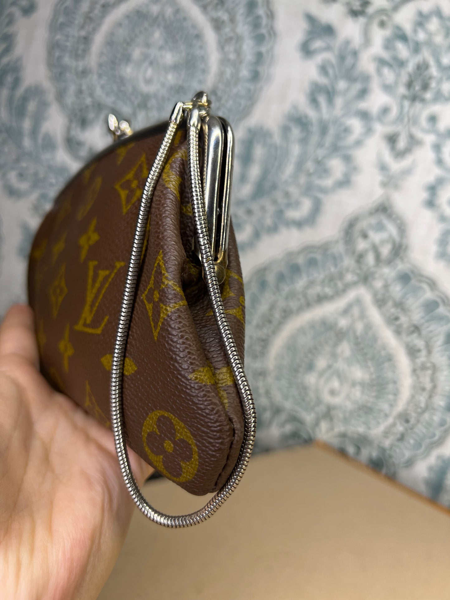 Louis Vuitton French Company Kisslock Pouch