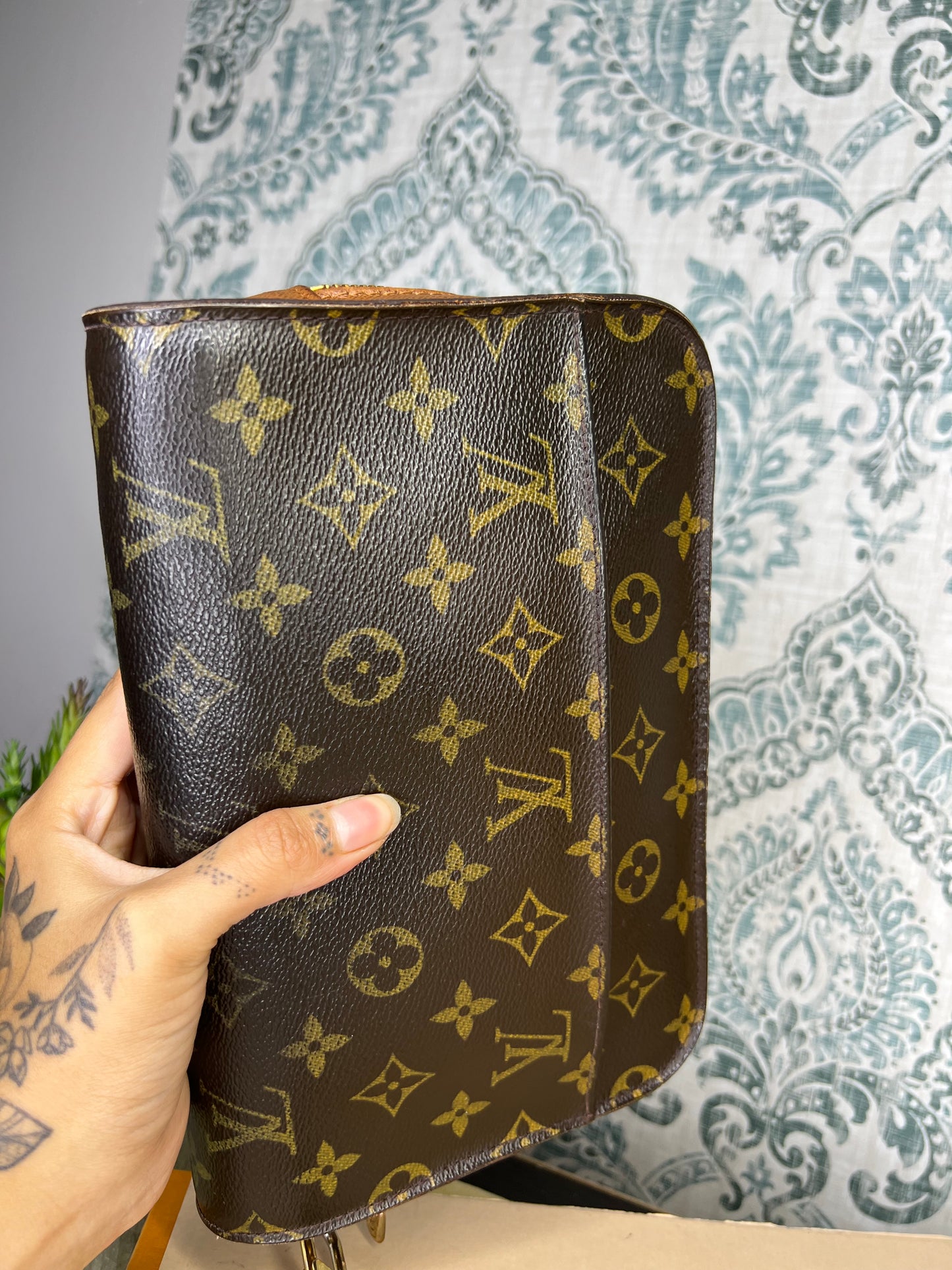 Louis Vuitton Orsay Clutch